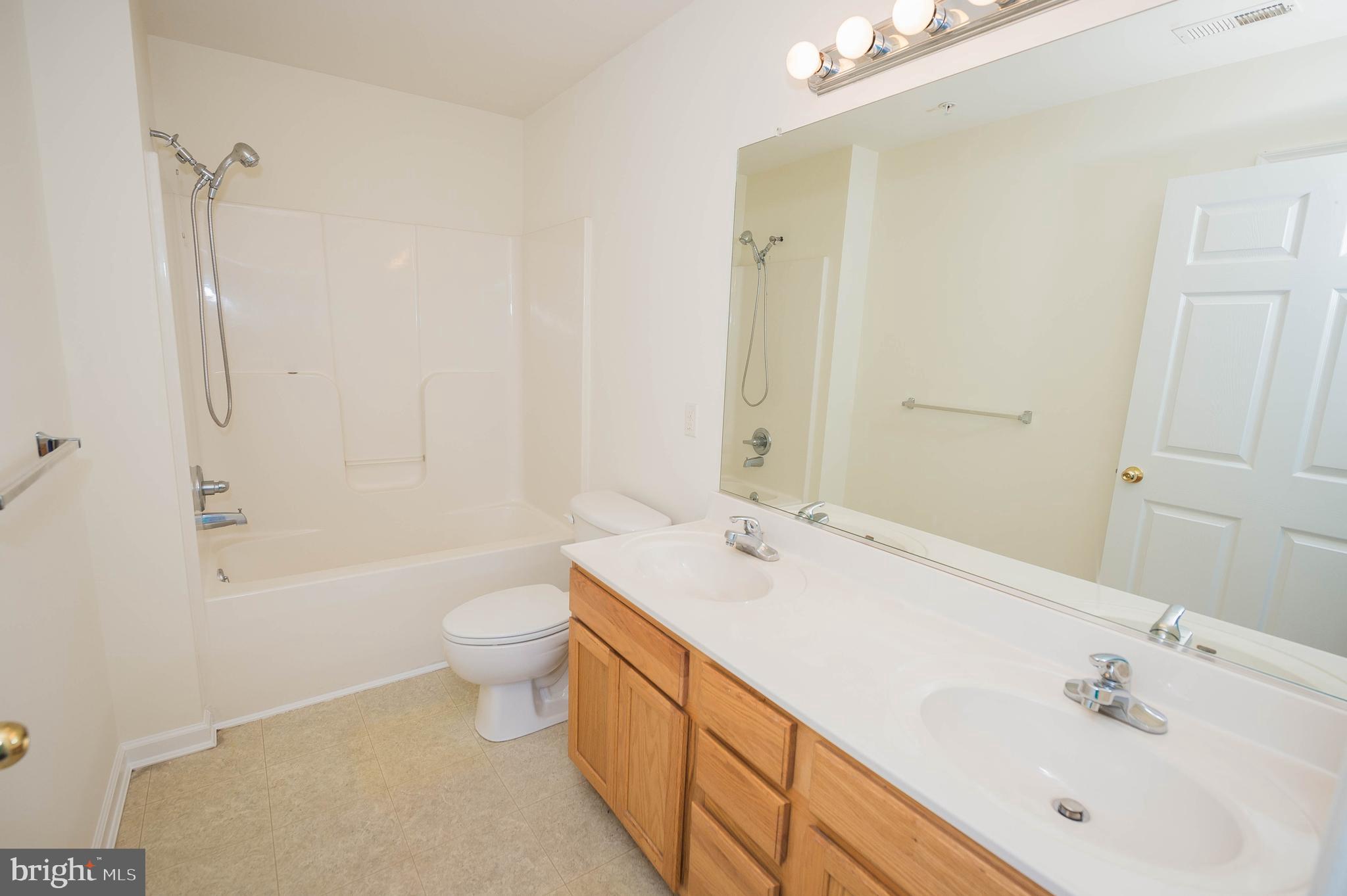 BUTLER'S VILLAGE - Residential Lease