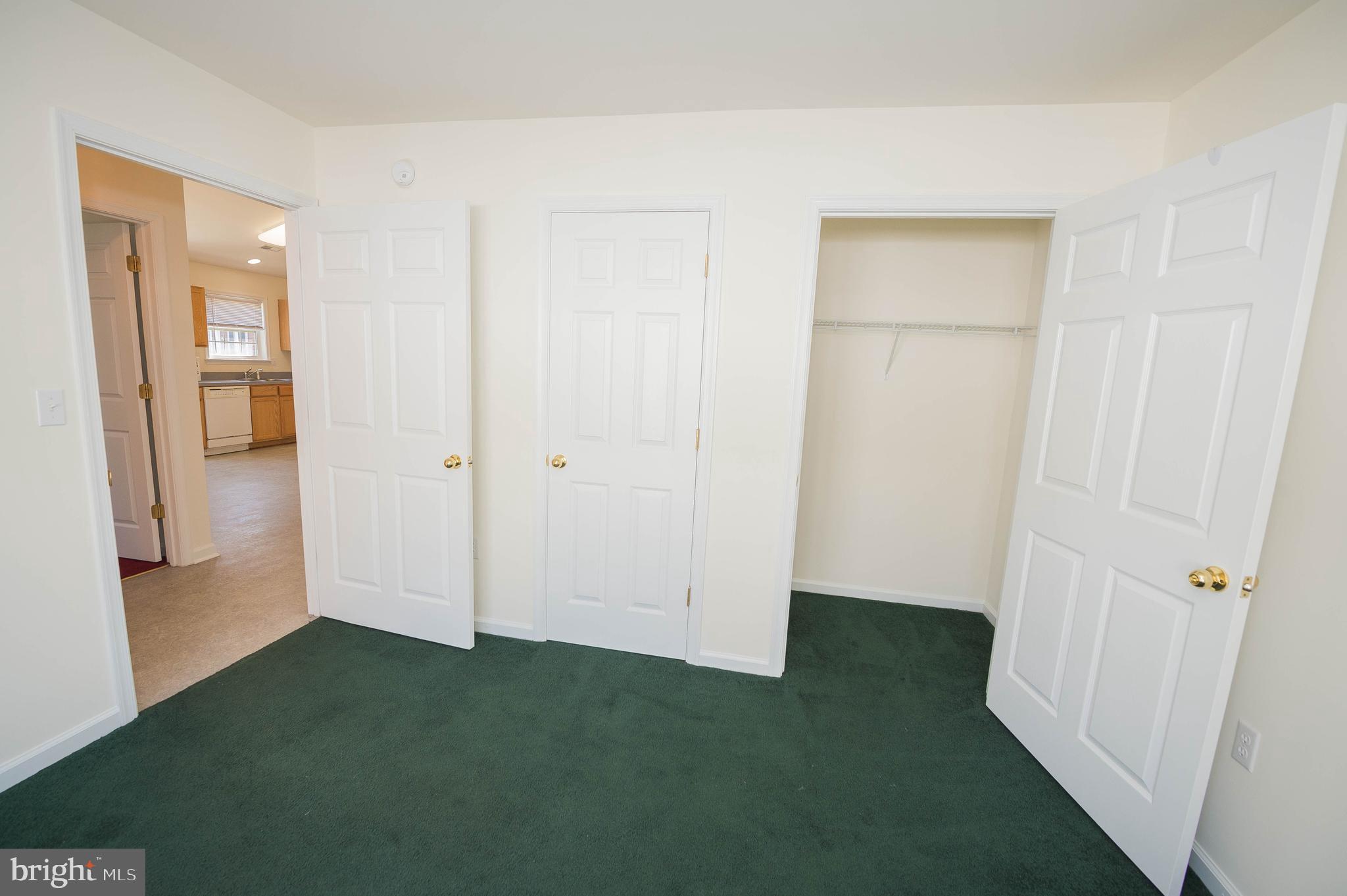 BUTLER'S VILLAGE - Residential Lease