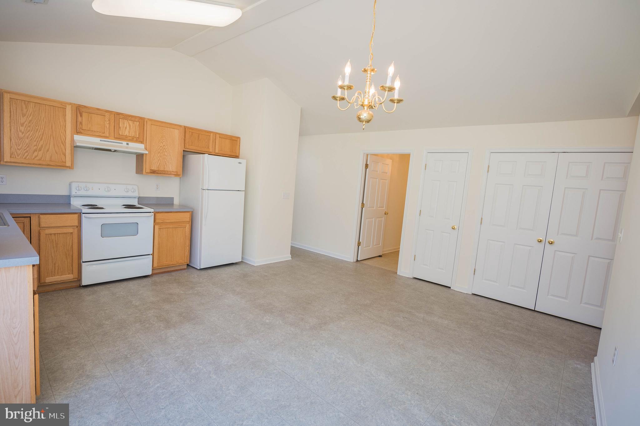 BUTLER'S VILLAGE - Residential Lease