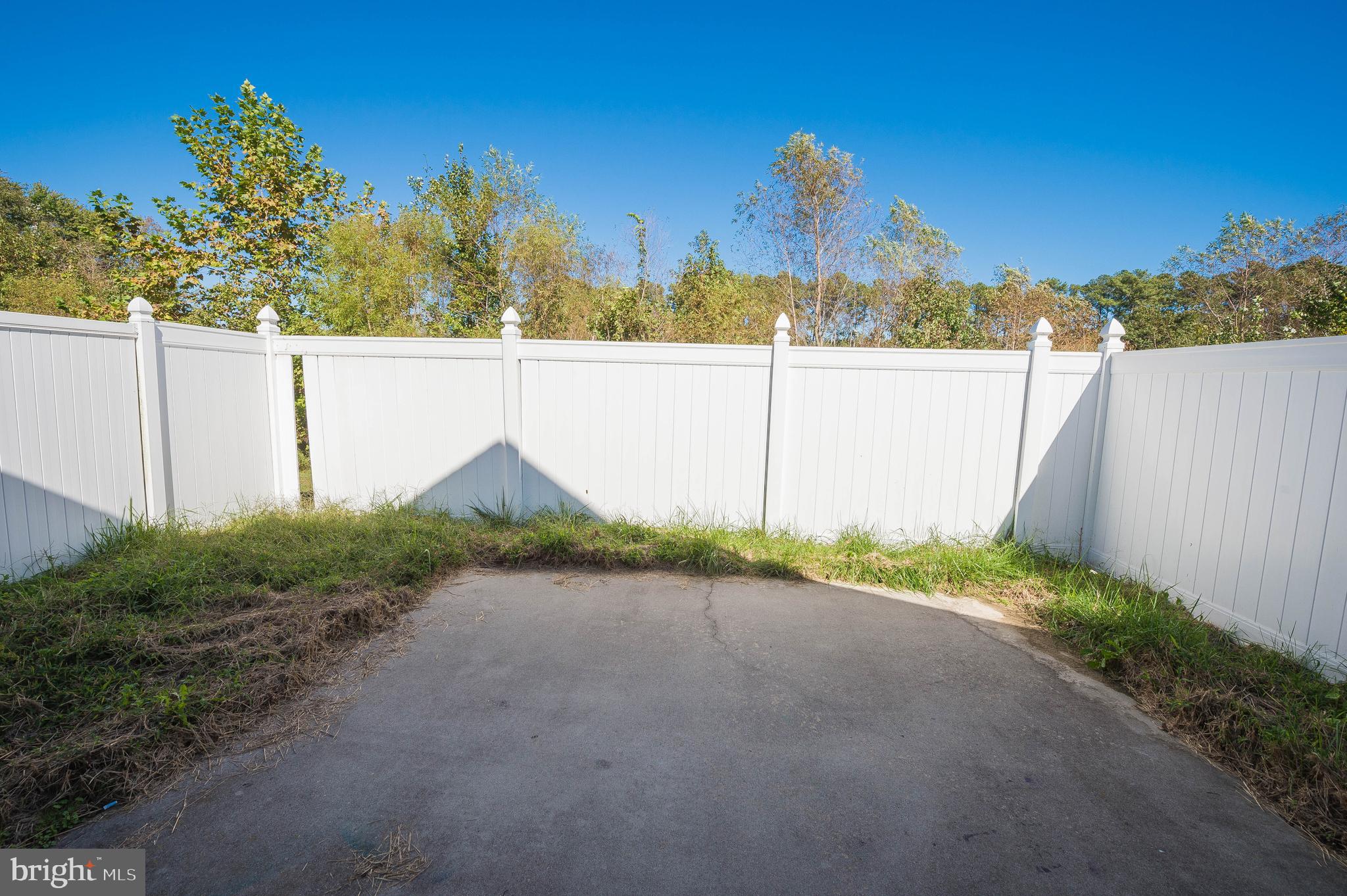 BUTLER'S VILLAGE - Residential Lease