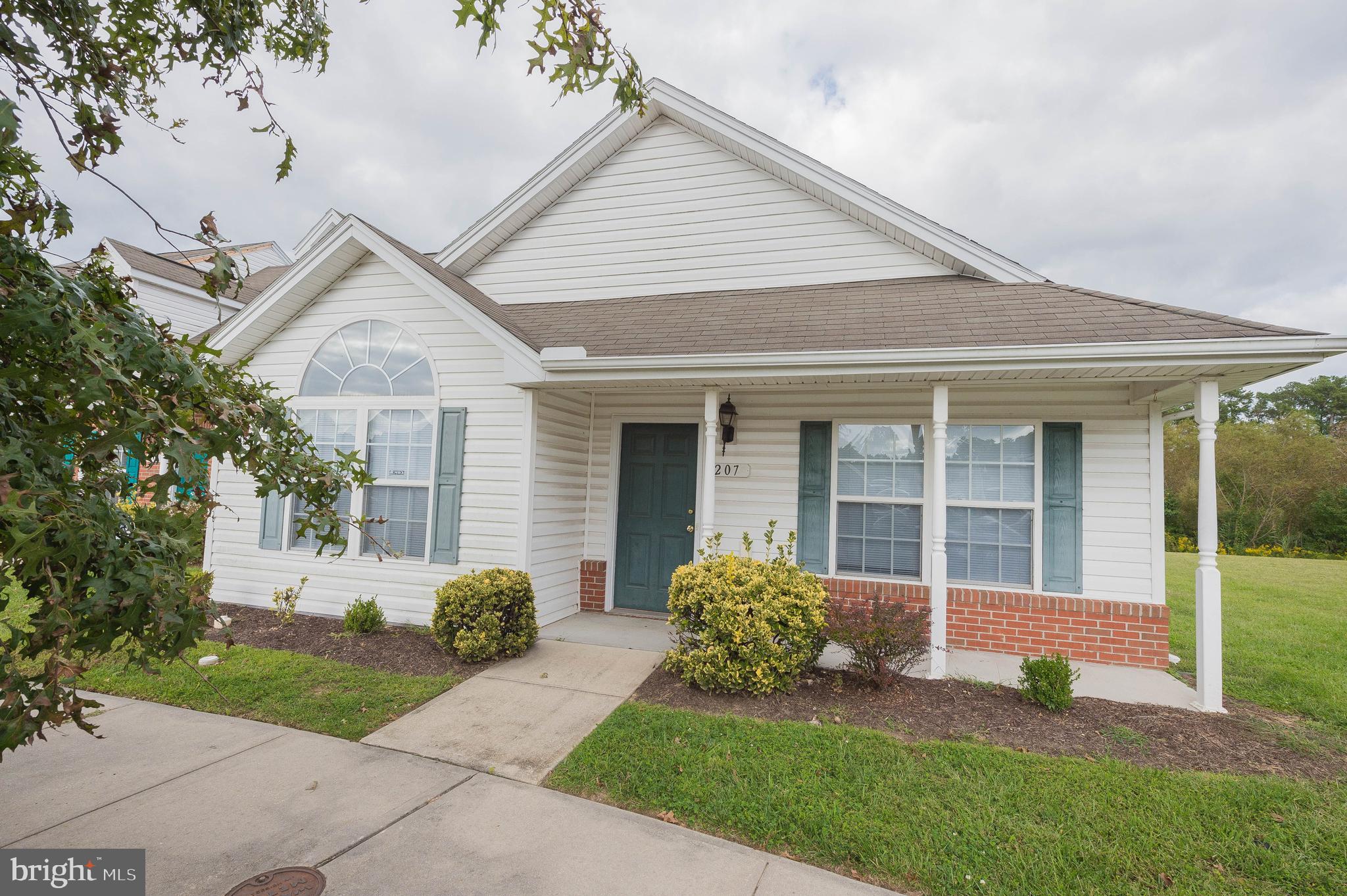 BUTLER'S VILLAGE - Residential Lease