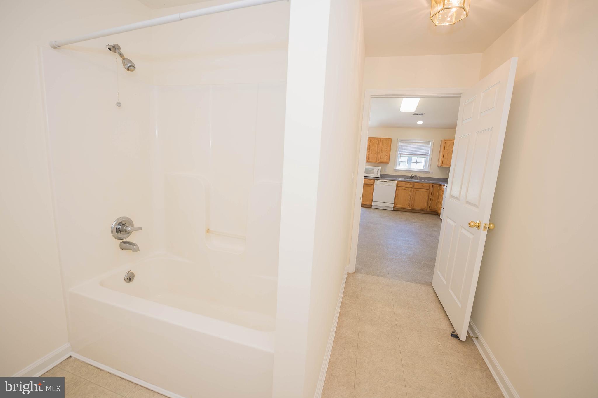 BUTLER'S VILLAGE - Residential Lease