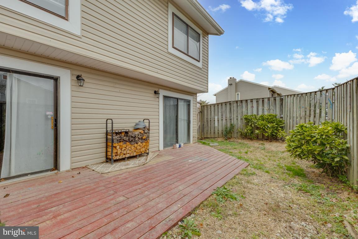 THE VILLAGES CONDO - Residential Lease