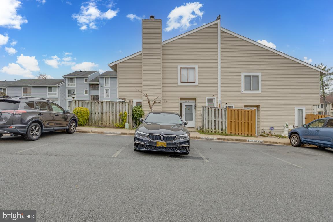 THE VILLAGES CONDO - Residential Lease