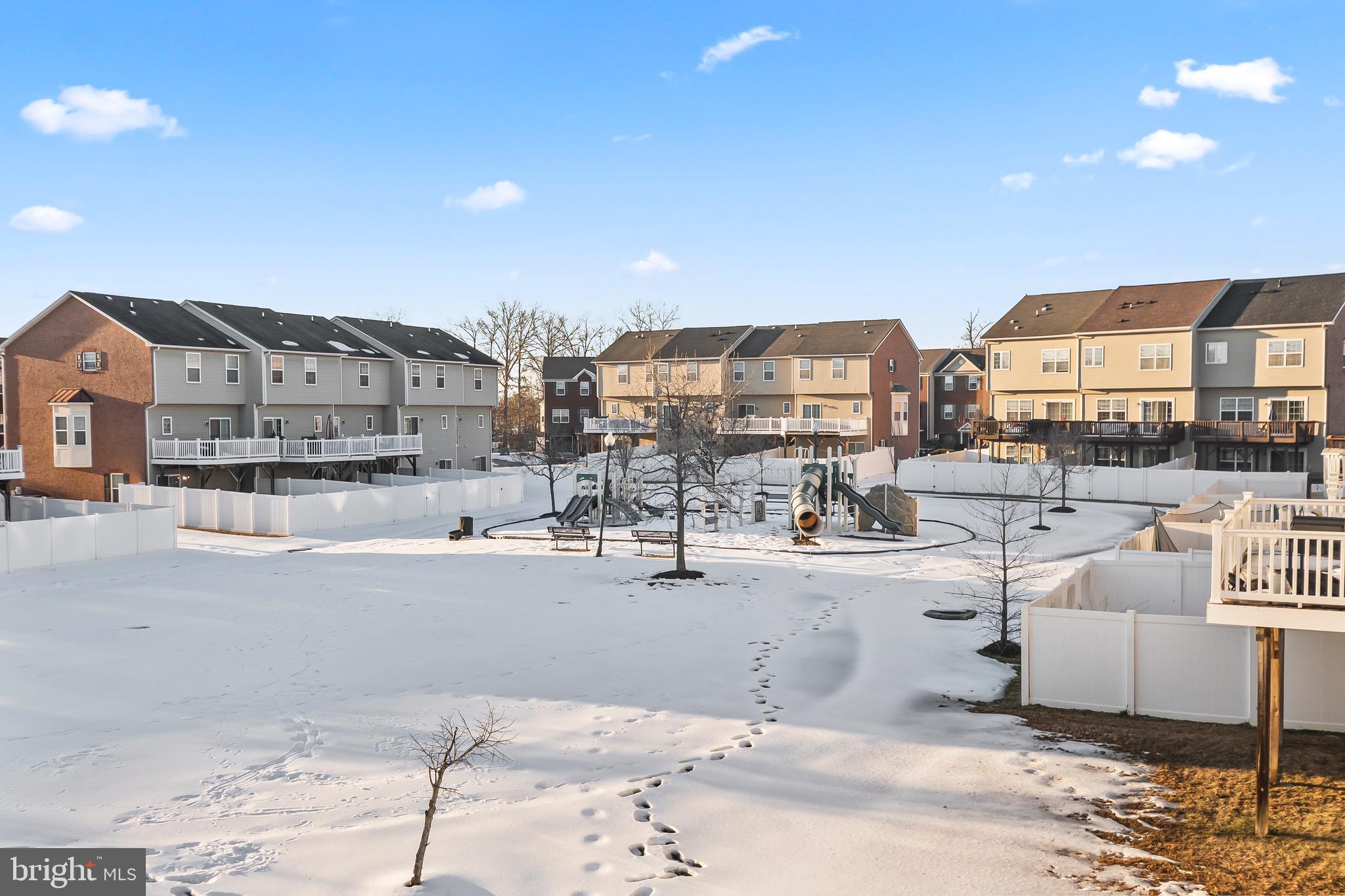 ST CHARLES SHEFFIELD - Residential Lease