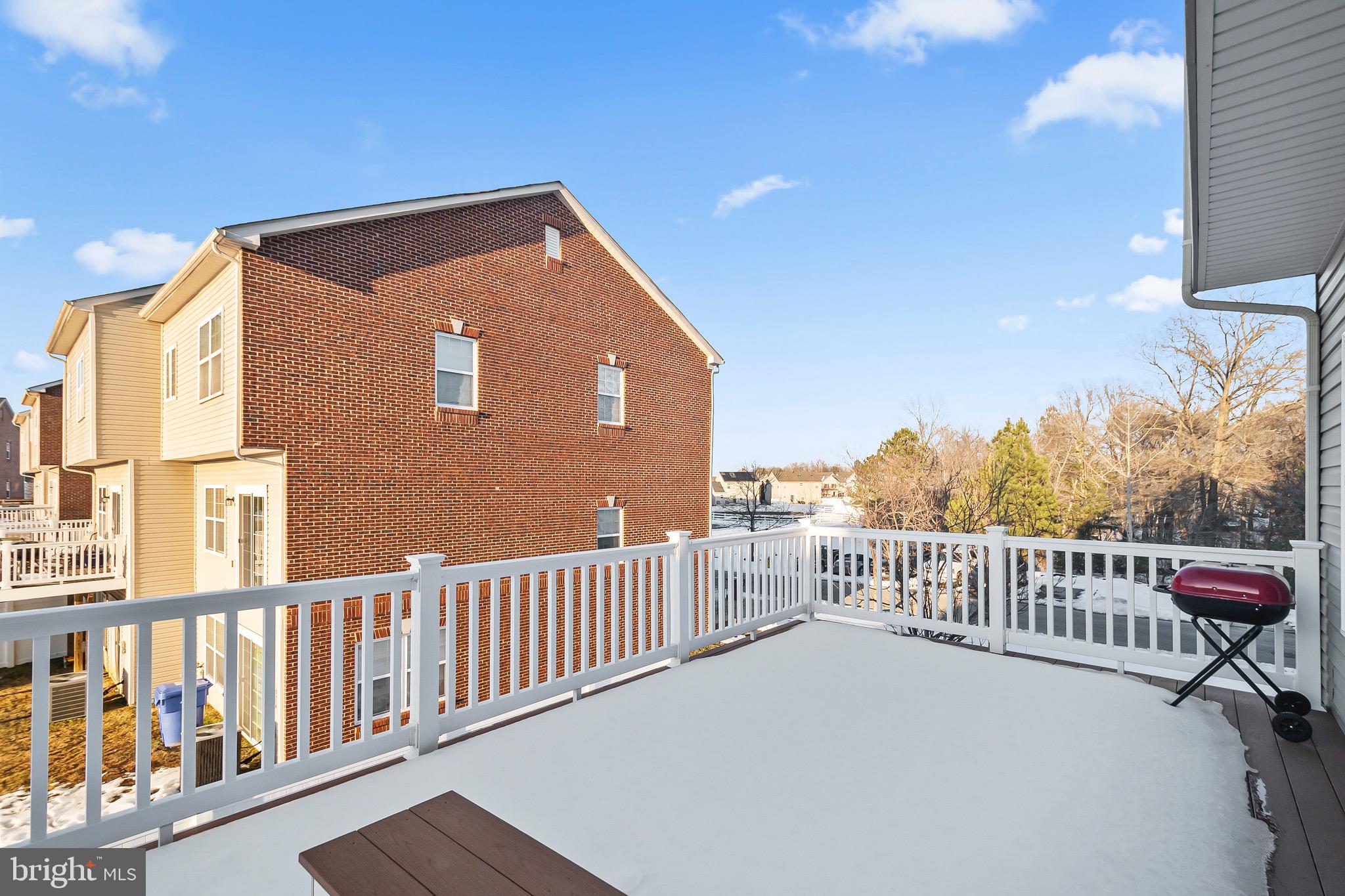 ST CHARLES SHEFFIELD - Residential Lease