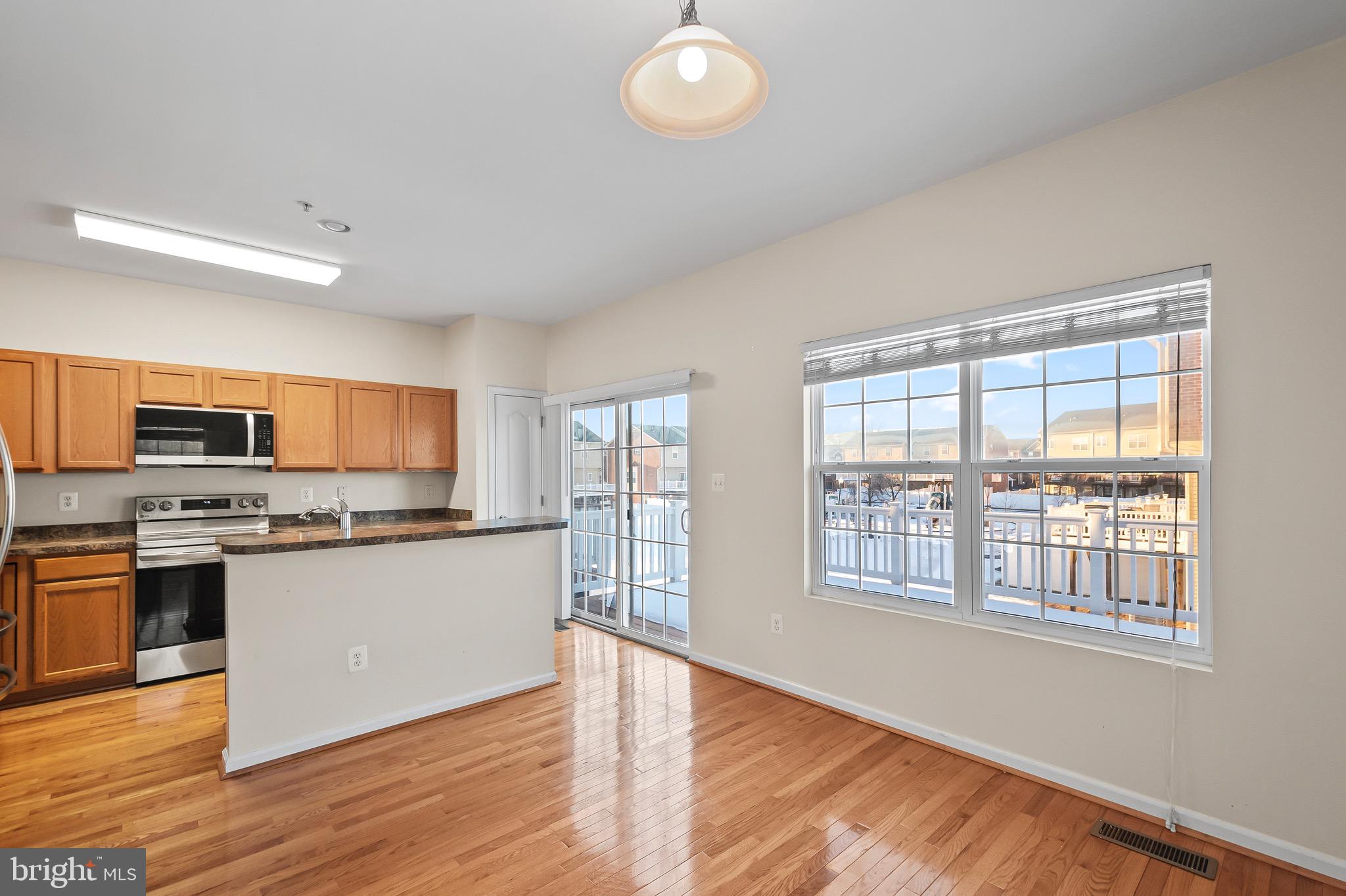 ST CHARLES SHEFFIELD - Residential Lease