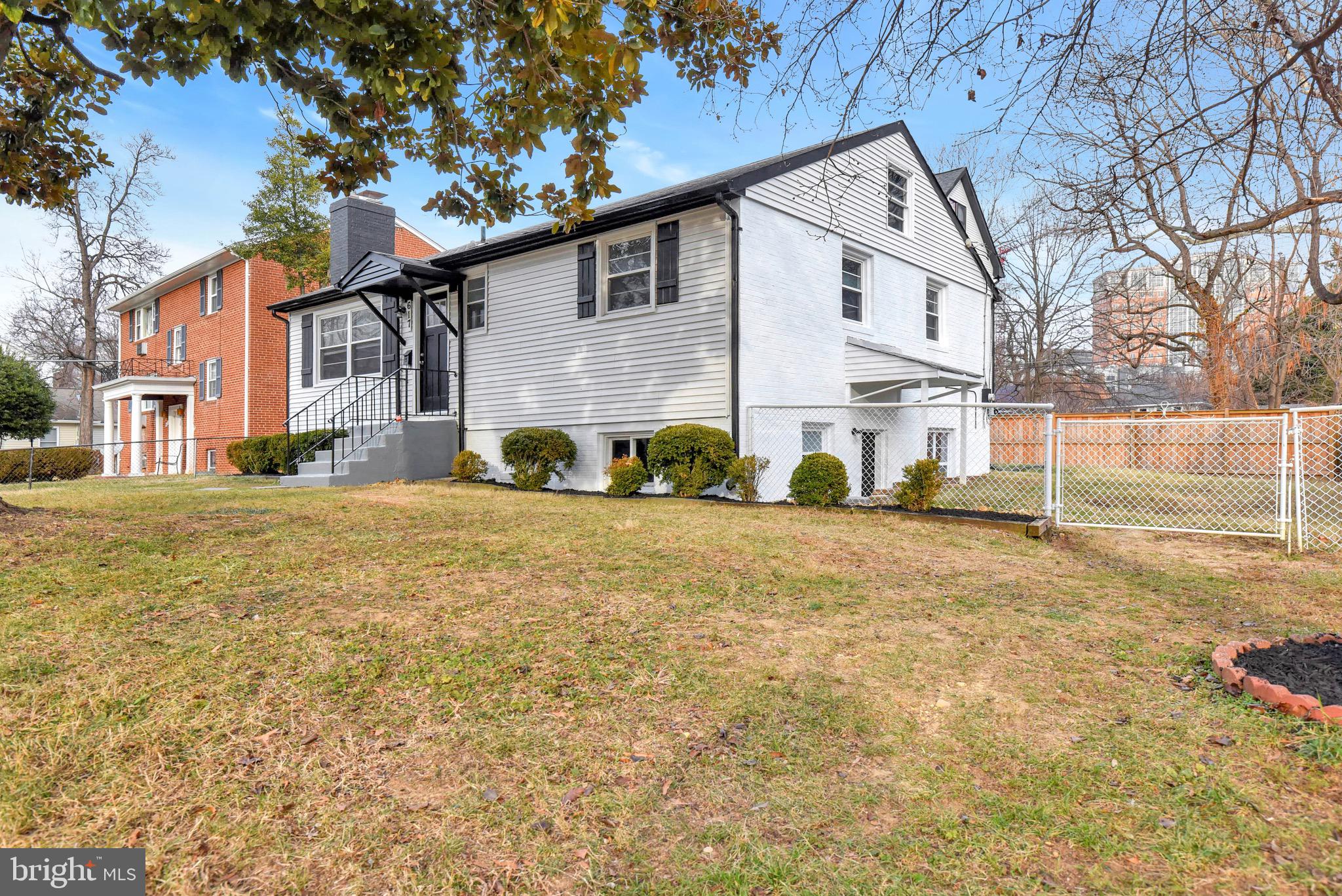 617 N WAKEFIELD STREET