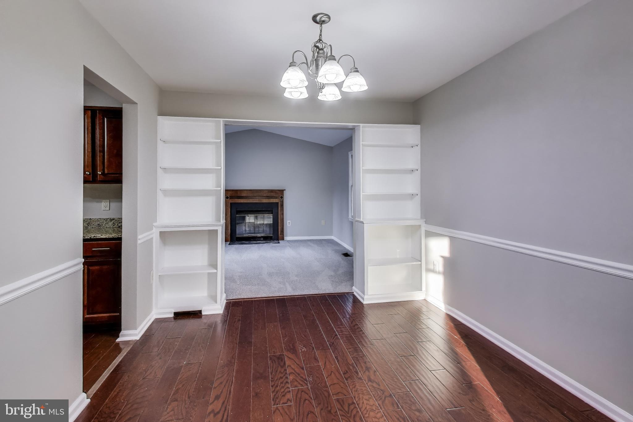 WEST LINDEN HILLS - Residential