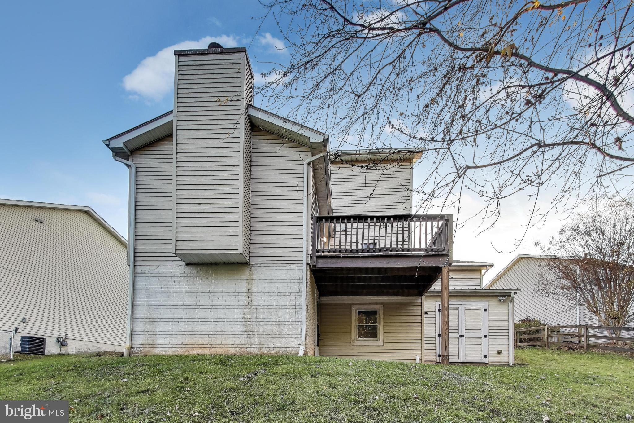 WEST LINDEN HILLS - Residential