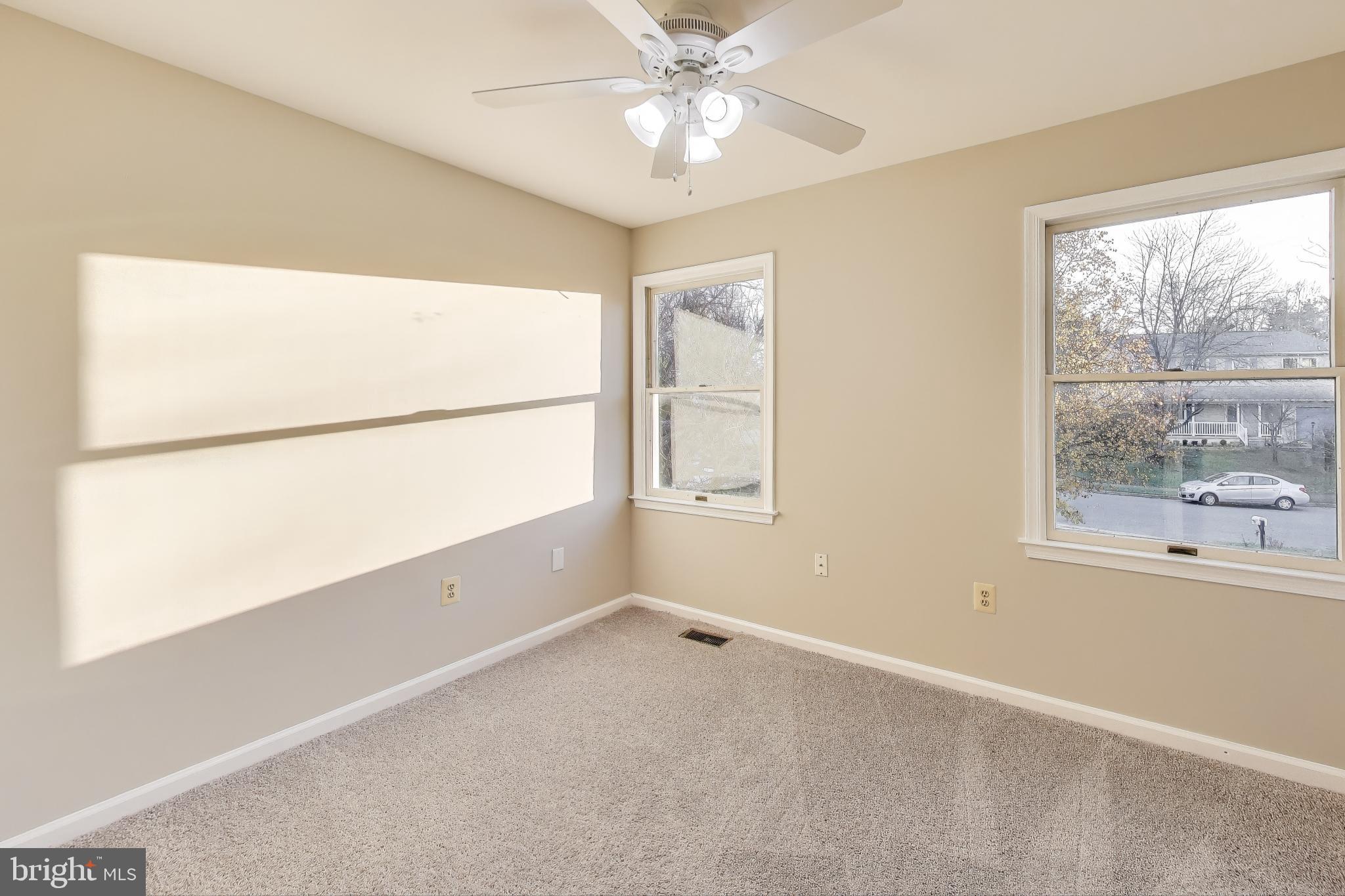 WEST LINDEN HILLS - Residential