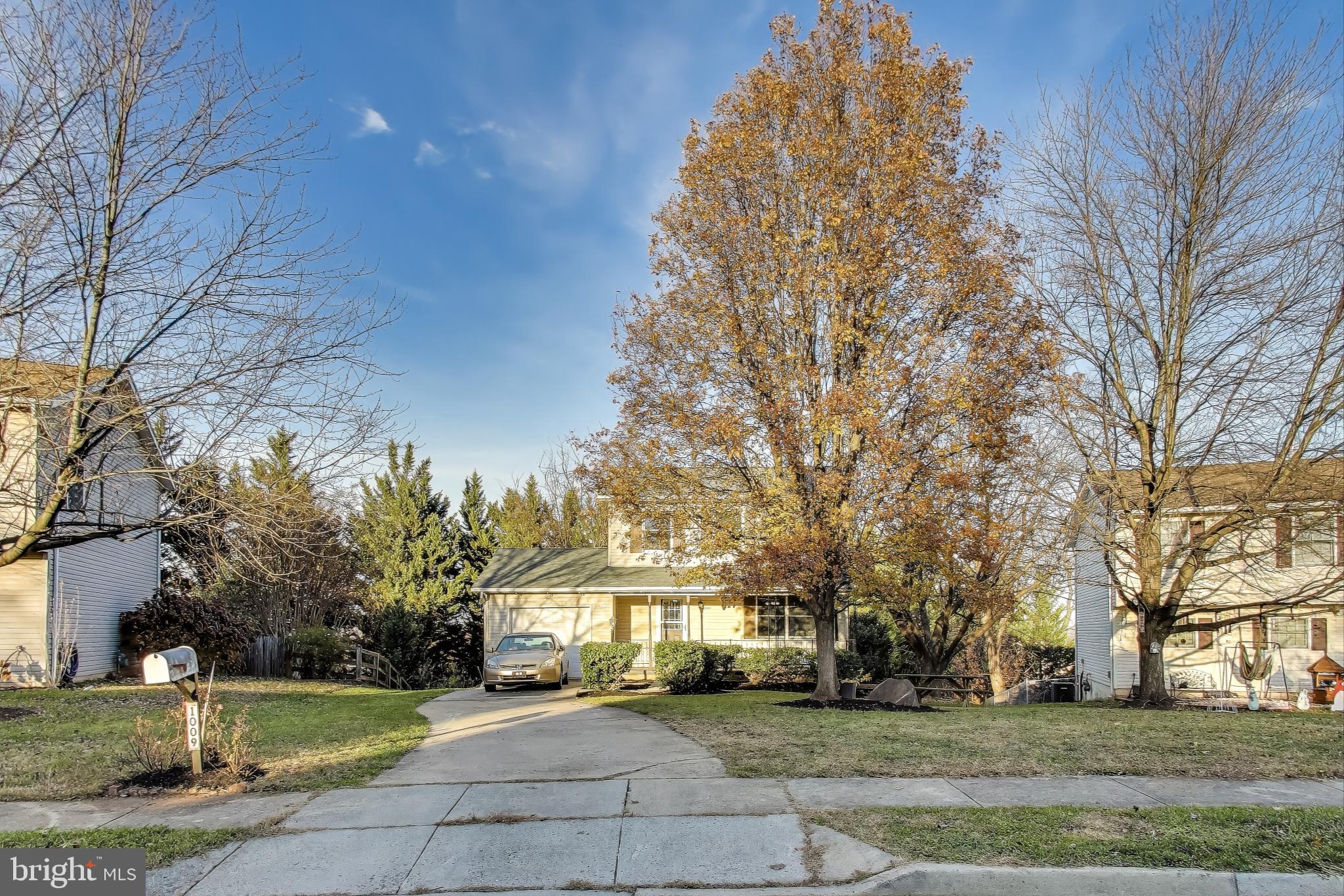 WEST LINDEN HILLS - Residential