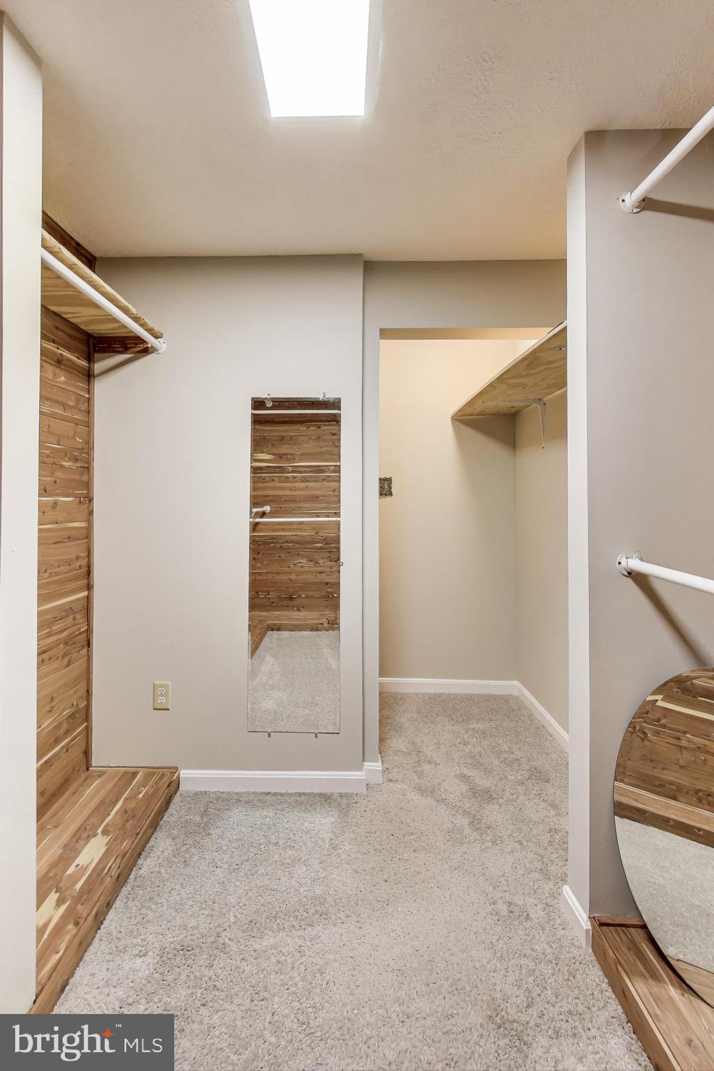 WEST LINDEN HILLS - Residential