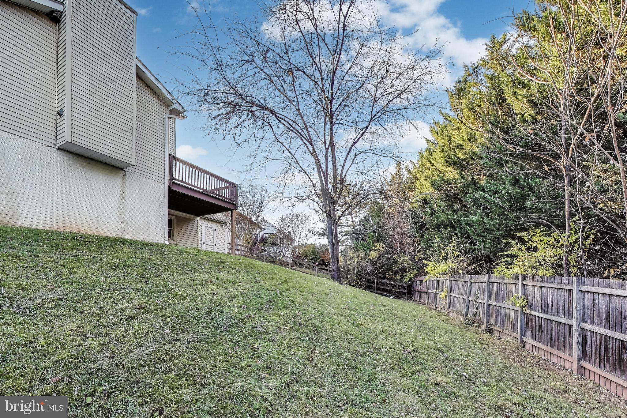 WEST LINDEN HILLS - Residential