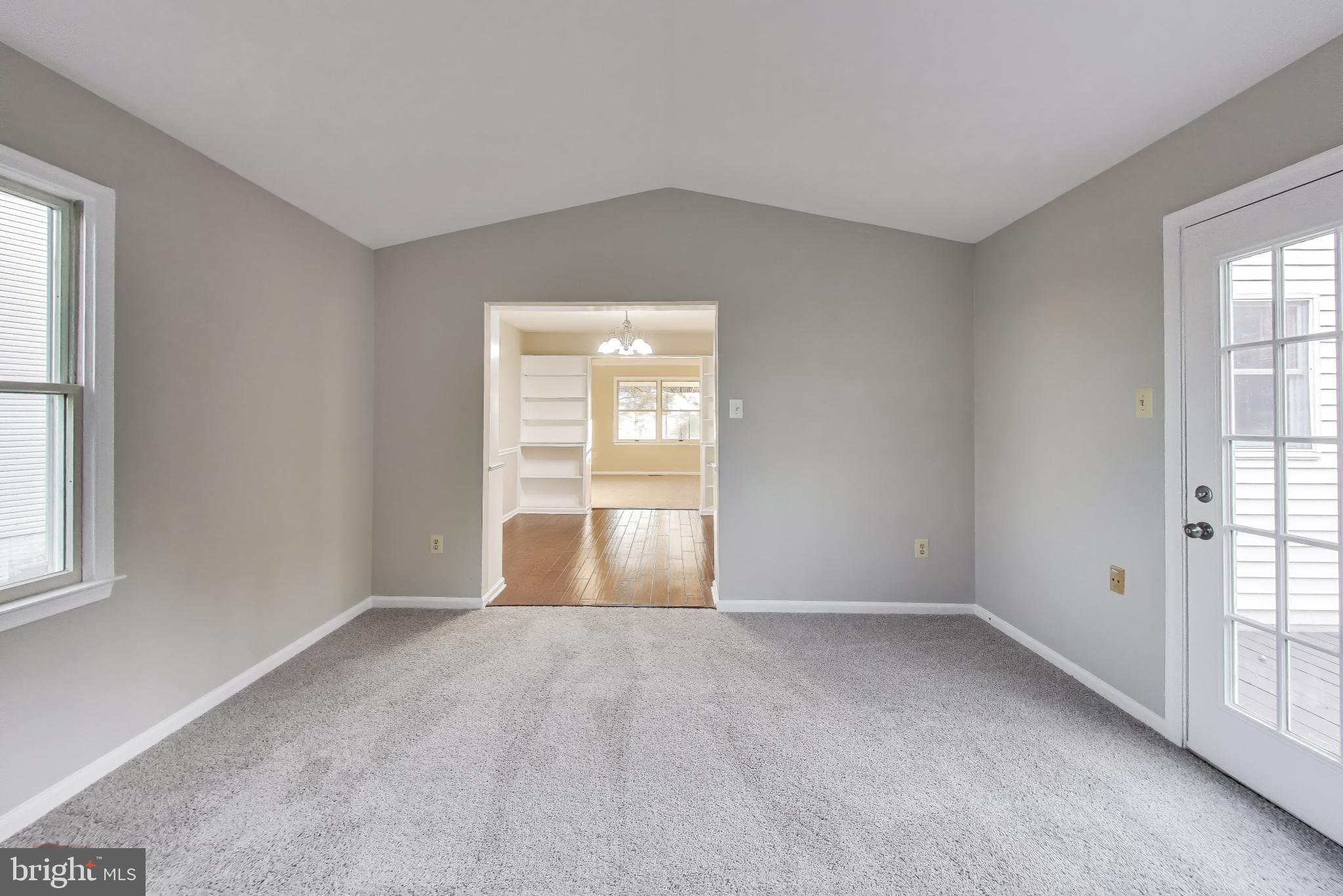 WEST LINDEN HILLS - Residential