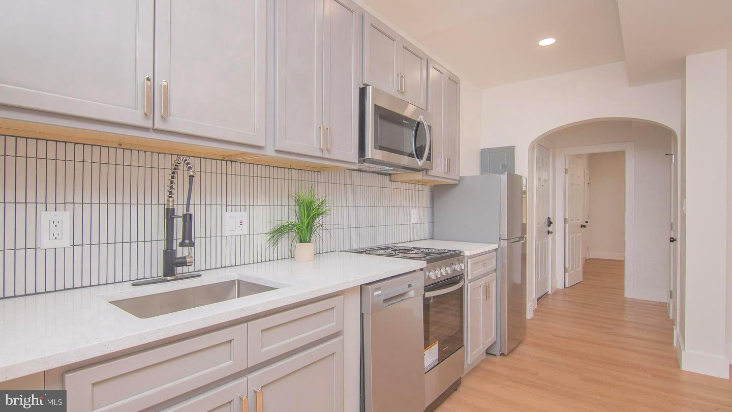 1629 WEST VIRGINIA NE 3