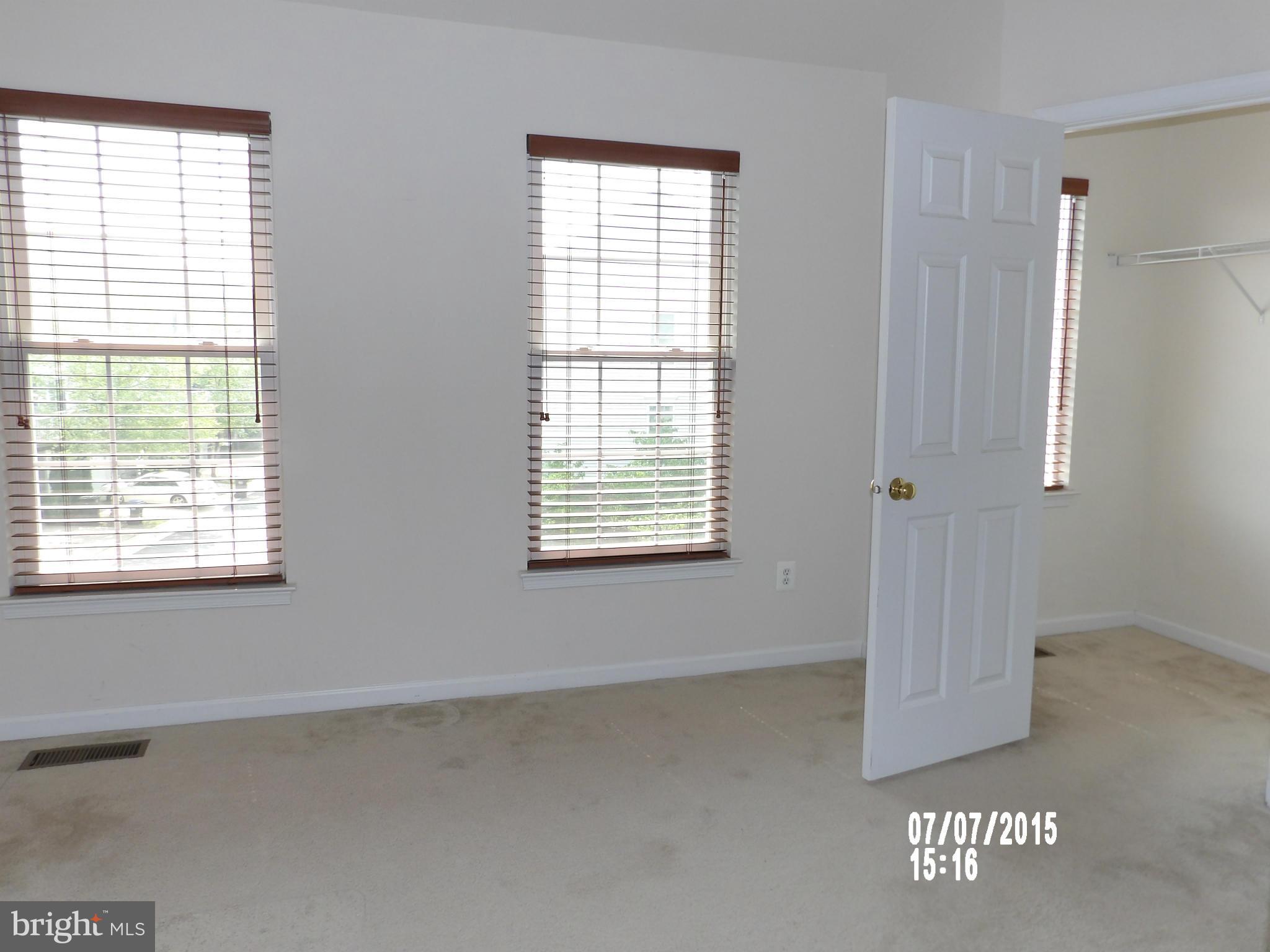 AMBERLEA AT SOUTH RIDING - Residential Lease