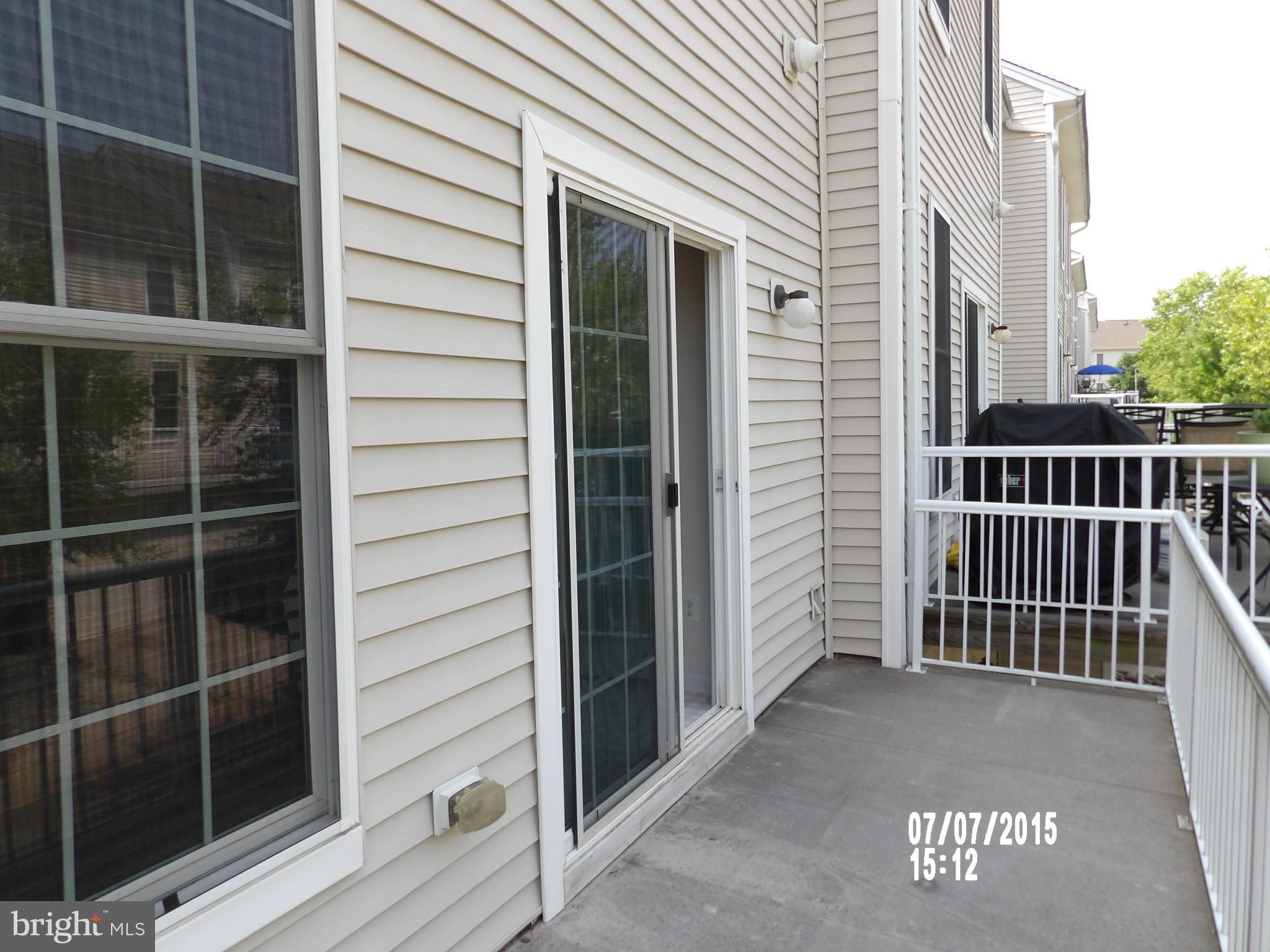 AMBERLEA AT SOUTH RIDING - Residential Lease