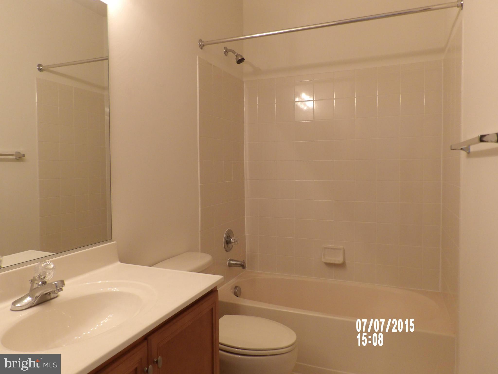 AMBERLEA AT SOUTH RIDING - Residential Lease