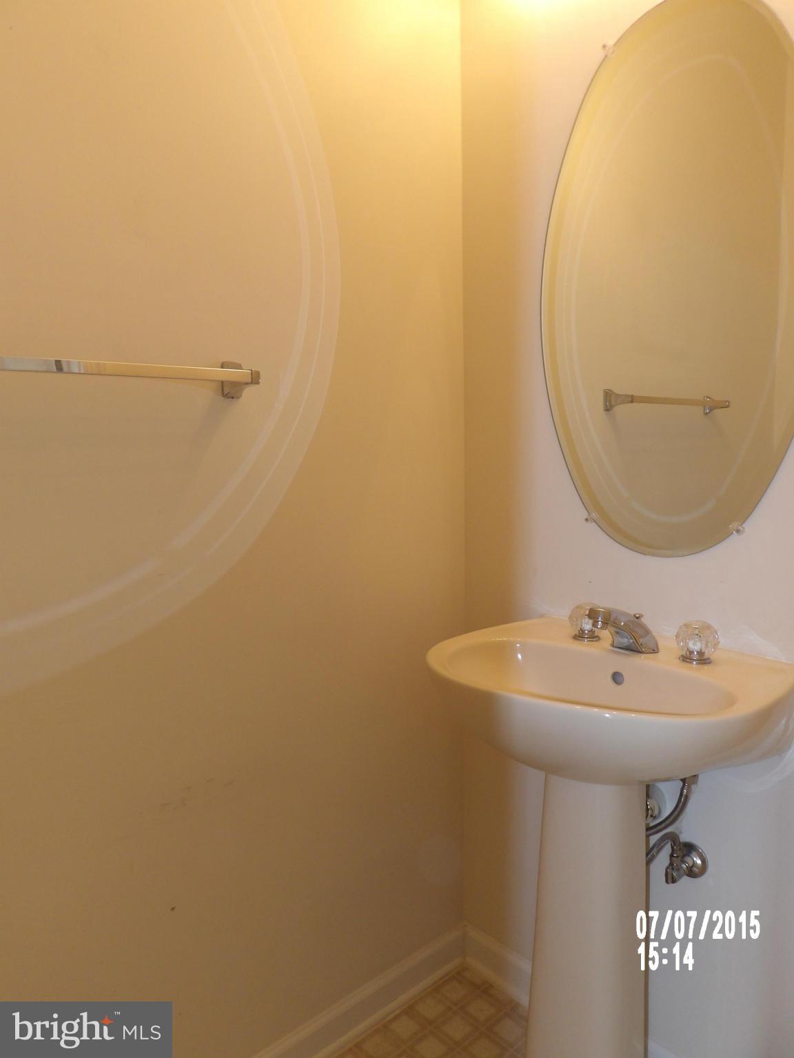 AMBERLEA AT SOUTH RIDING - Residential Lease