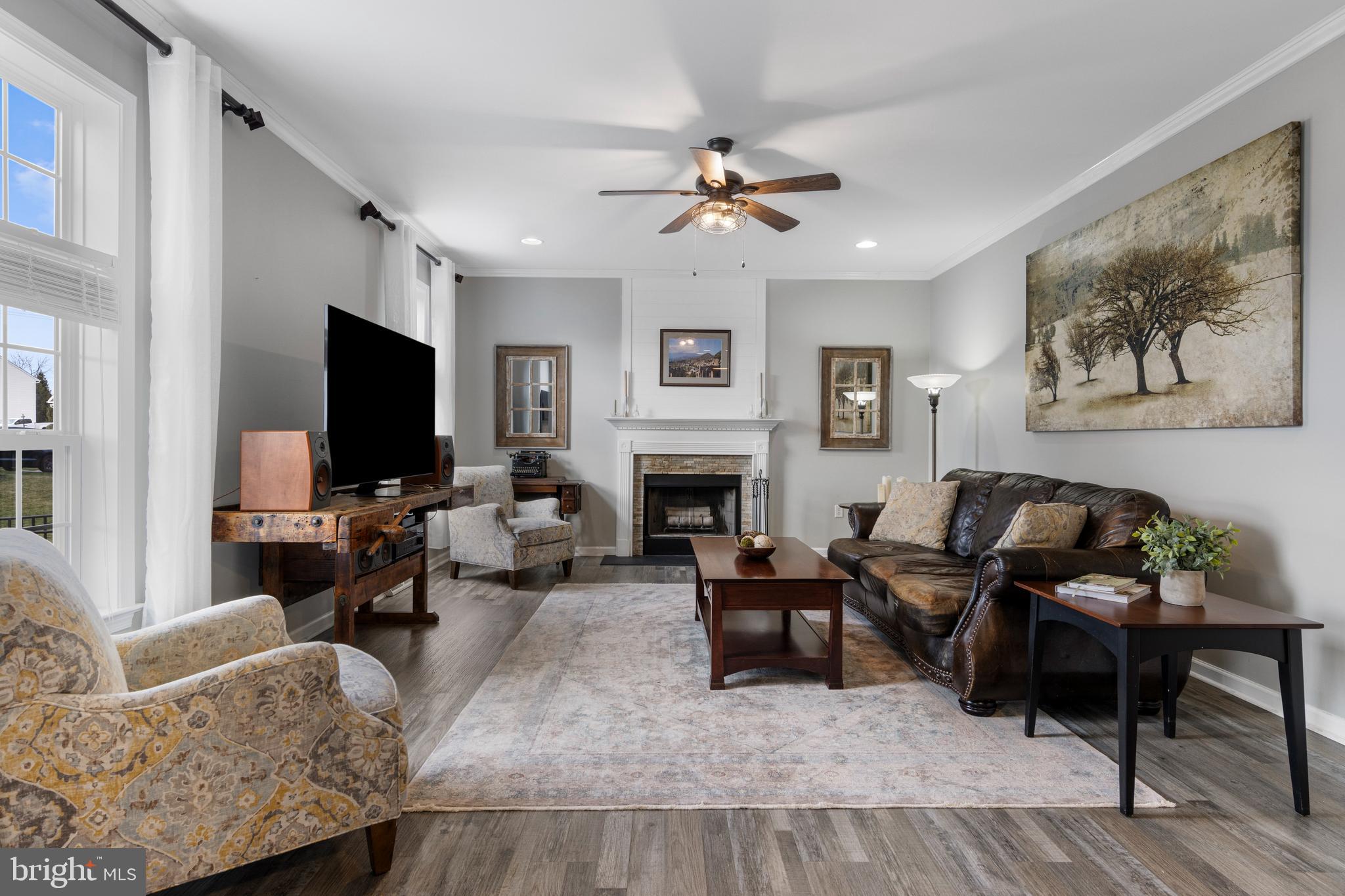 LONDON CROFT - Residential