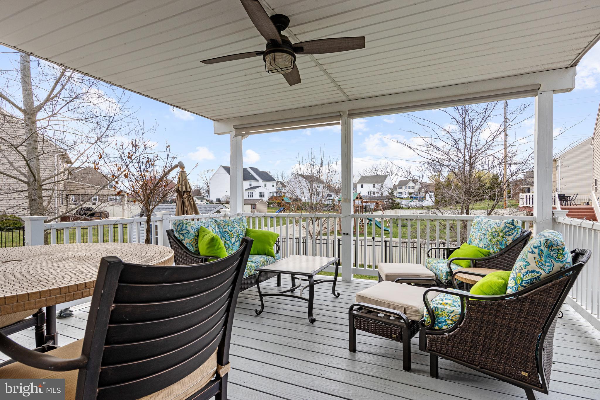 LONDON CROFT - Residential