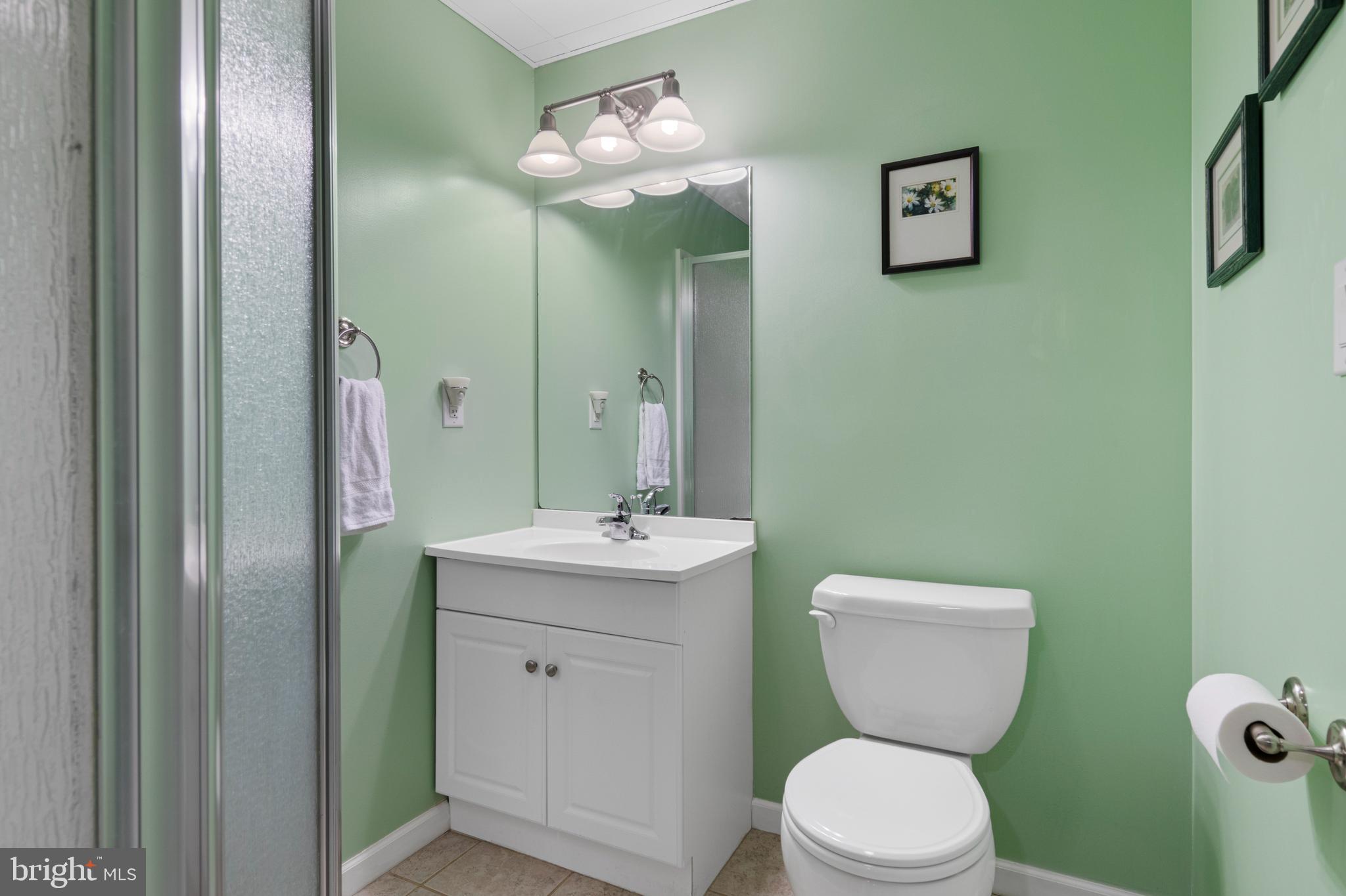 LONDON CROFT - Residential