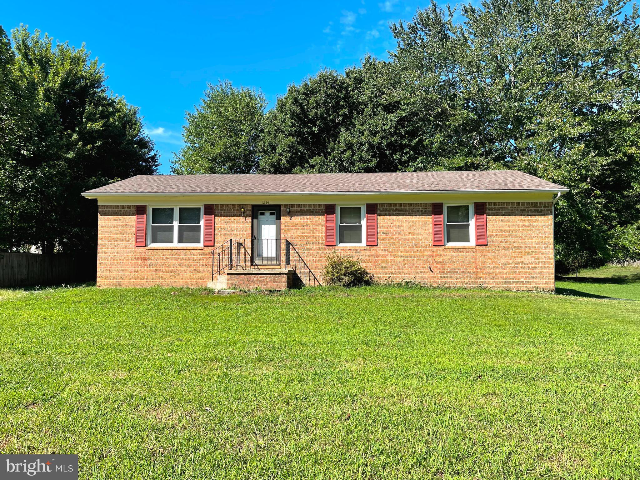 CLIFFTON ON THE POTOMAC - Residential Lease