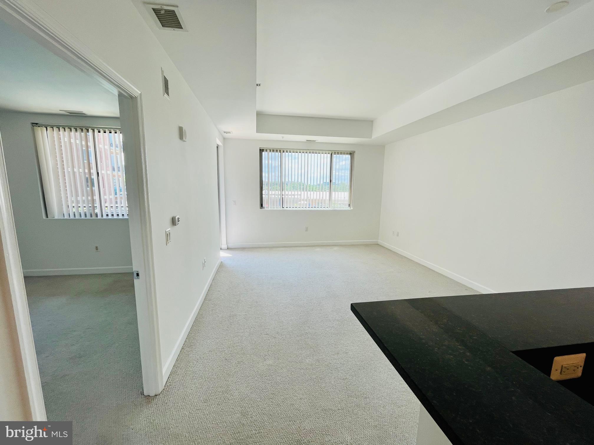 VANTAGE AT MERRIFIELD - Residential Lease