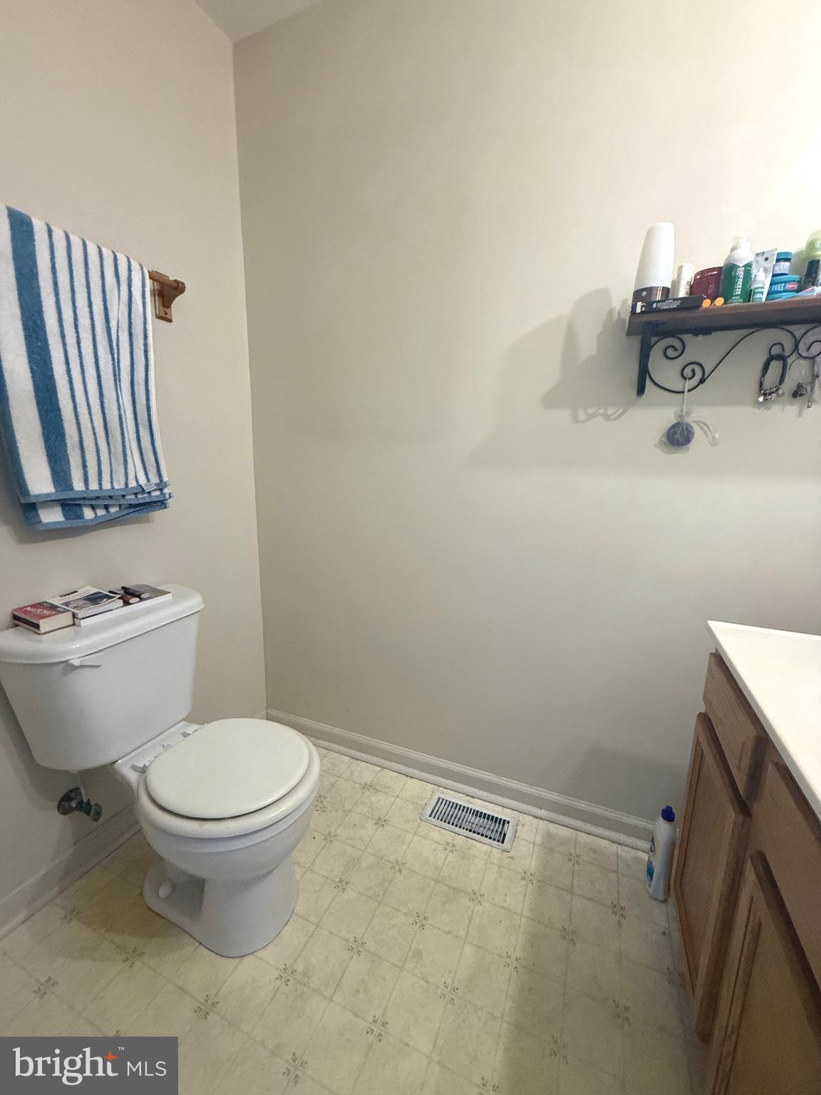 OPEQUON MEADOWS - Residential