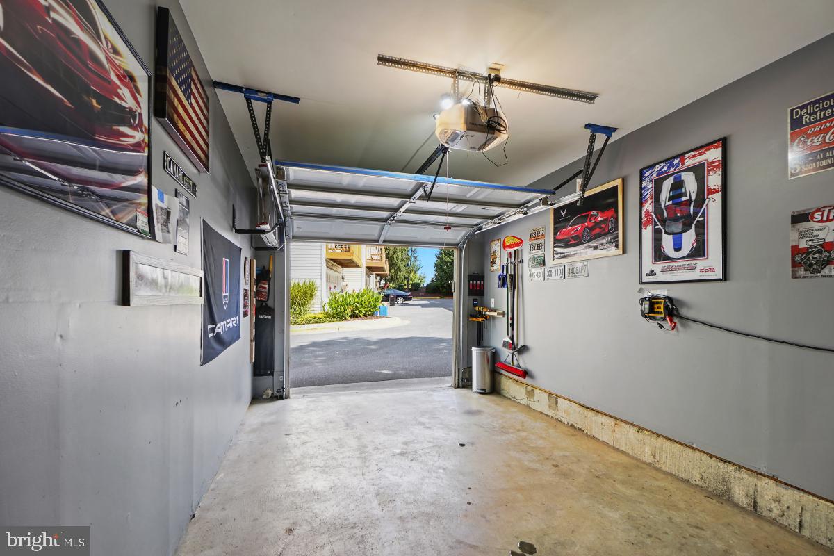 AMBER RIDGE AT MILESTONE - Residential