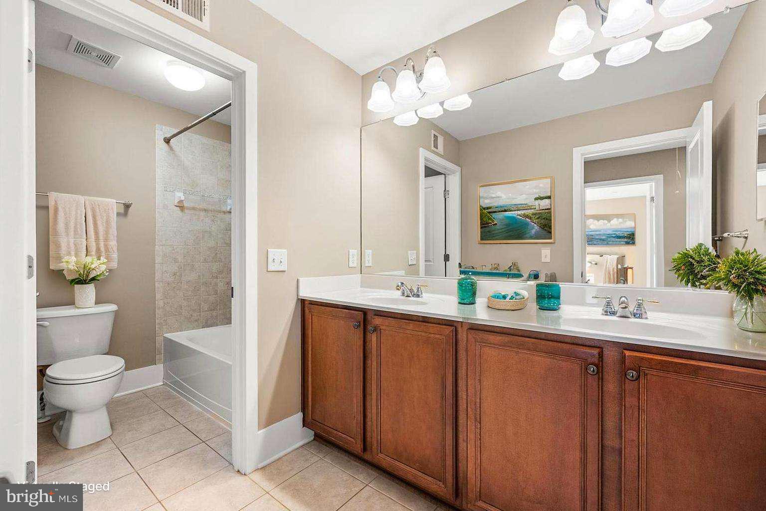 GLEN RIDDLE - Residential