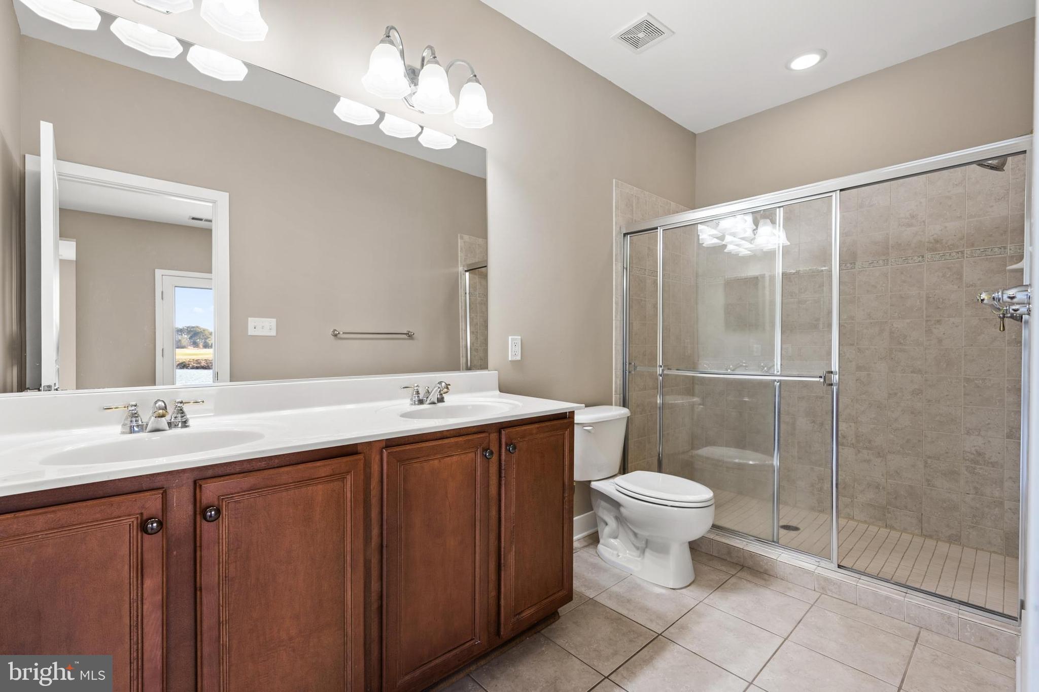 GLEN RIDDLE - Residential