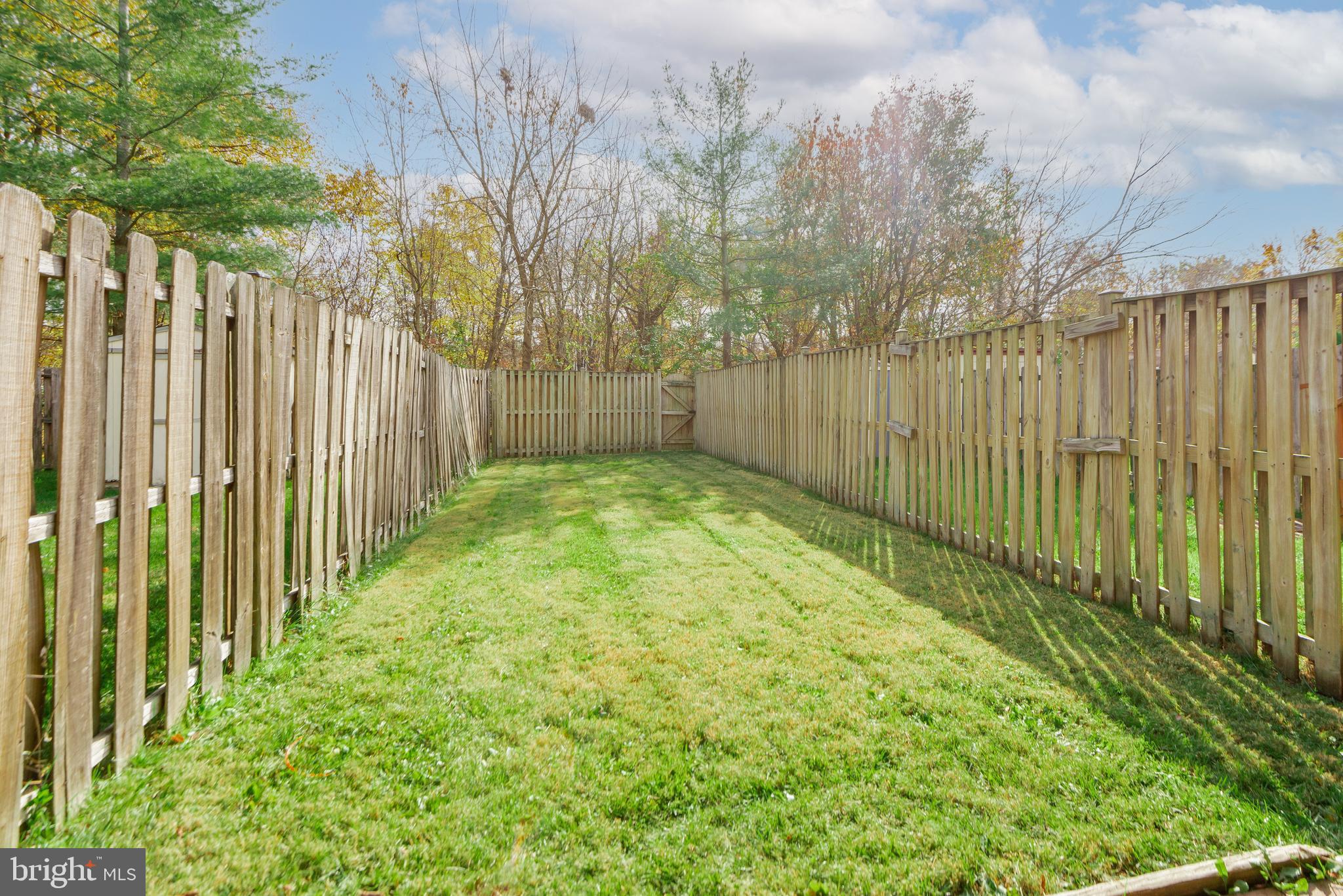 PARKVIEW TRAIL - Residential Lease