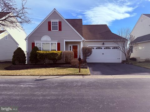 403 CARPENTERS COVE LANE DOWNINGTOWN PA 19335