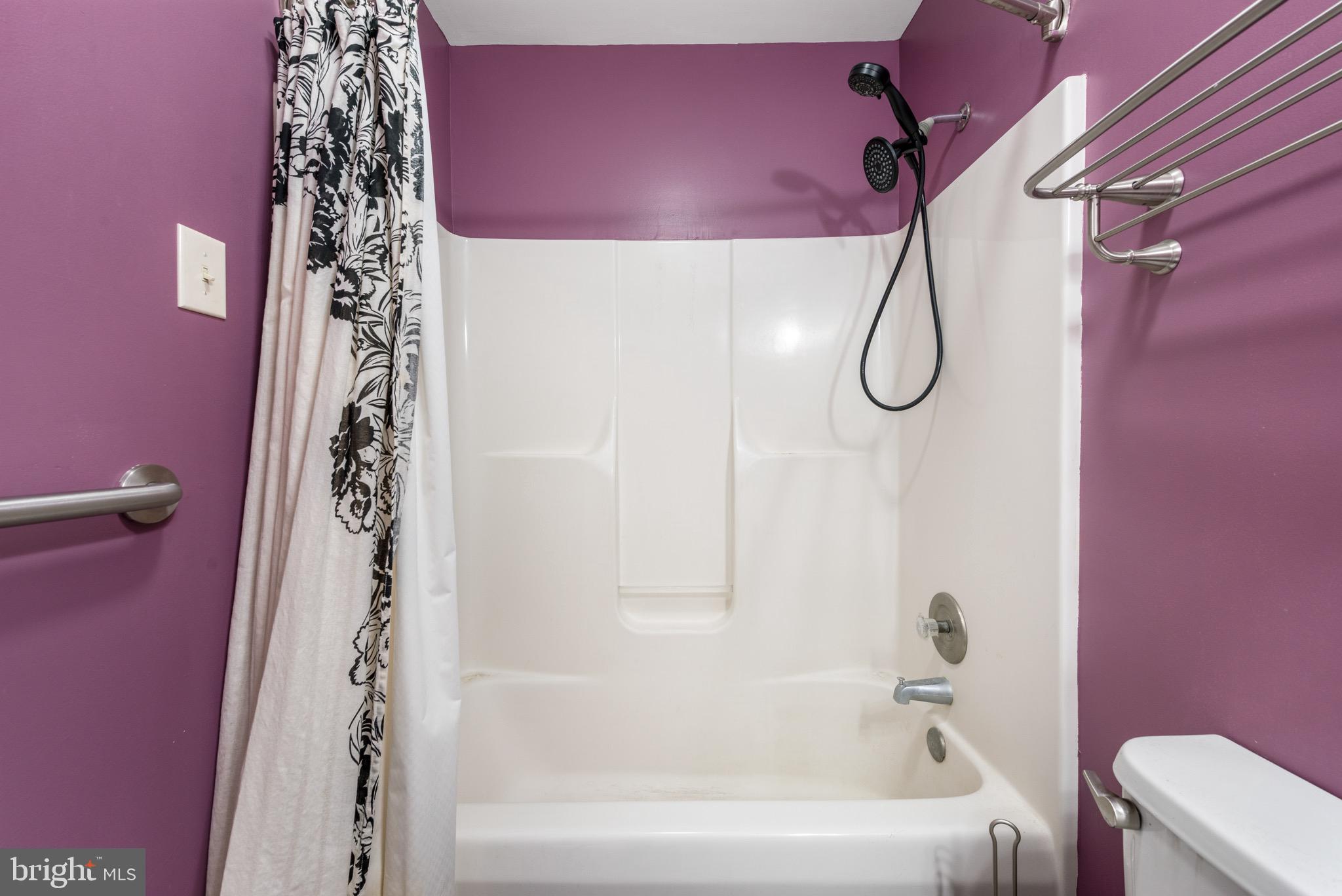 MARSH HARBOUR - Residential