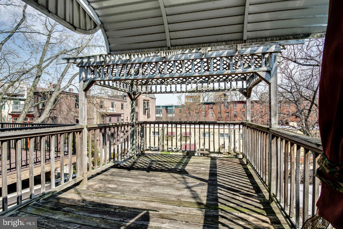 ART MUSEUM AREA - Residential