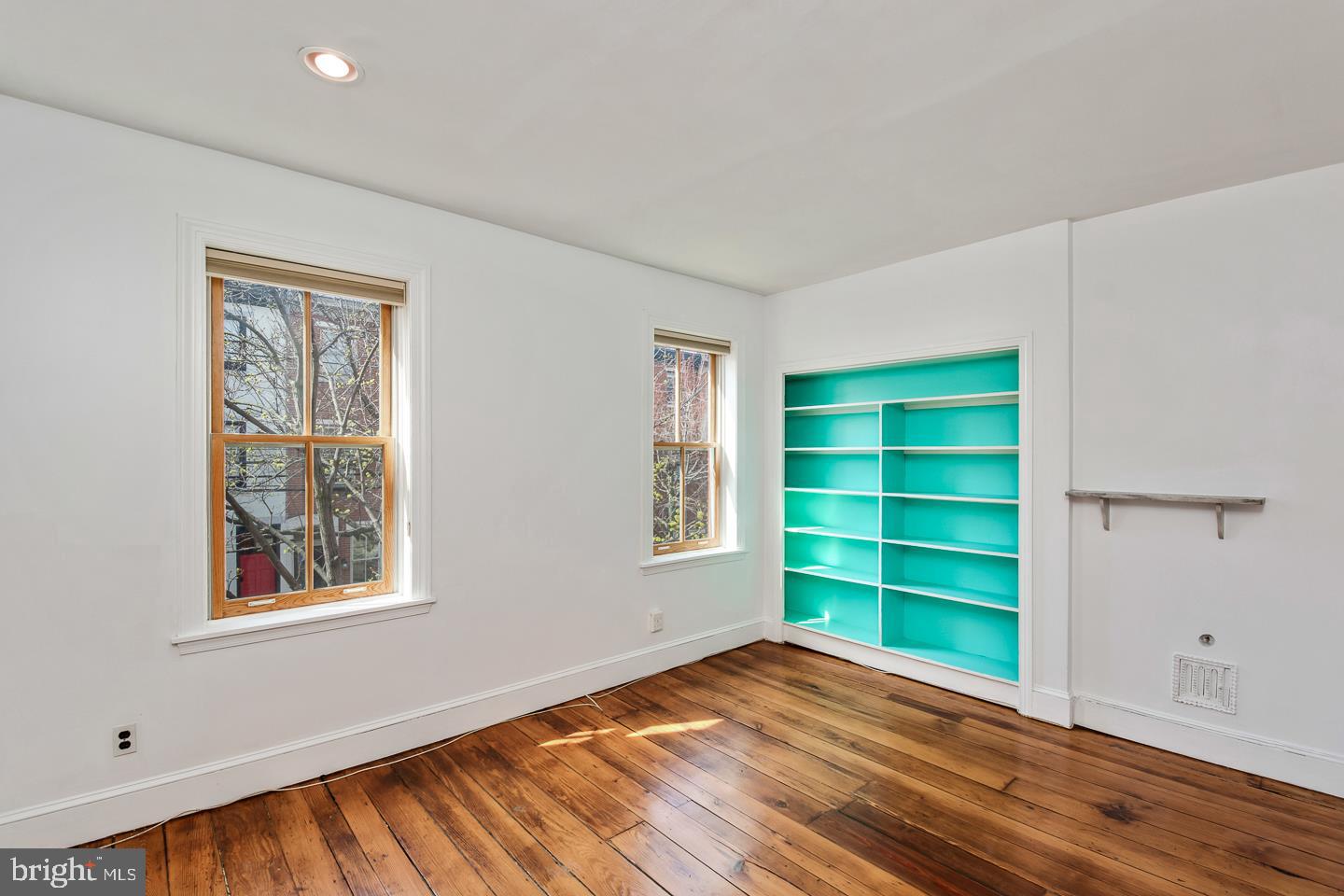 ART MUSEUM AREA - Residential