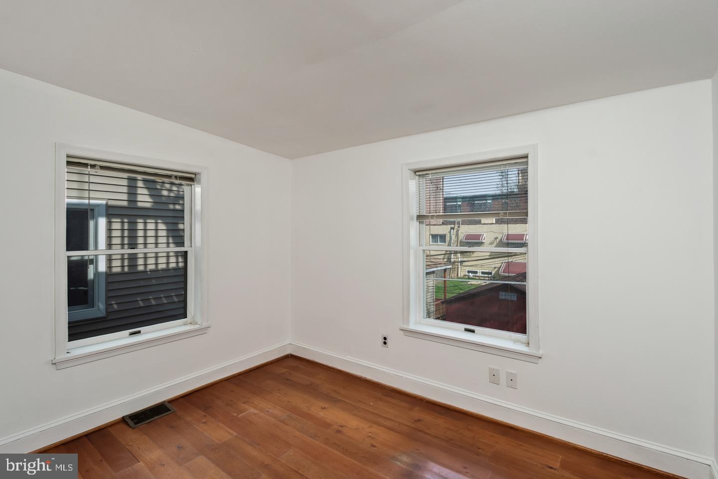 ART MUSEUM AREA - Residential