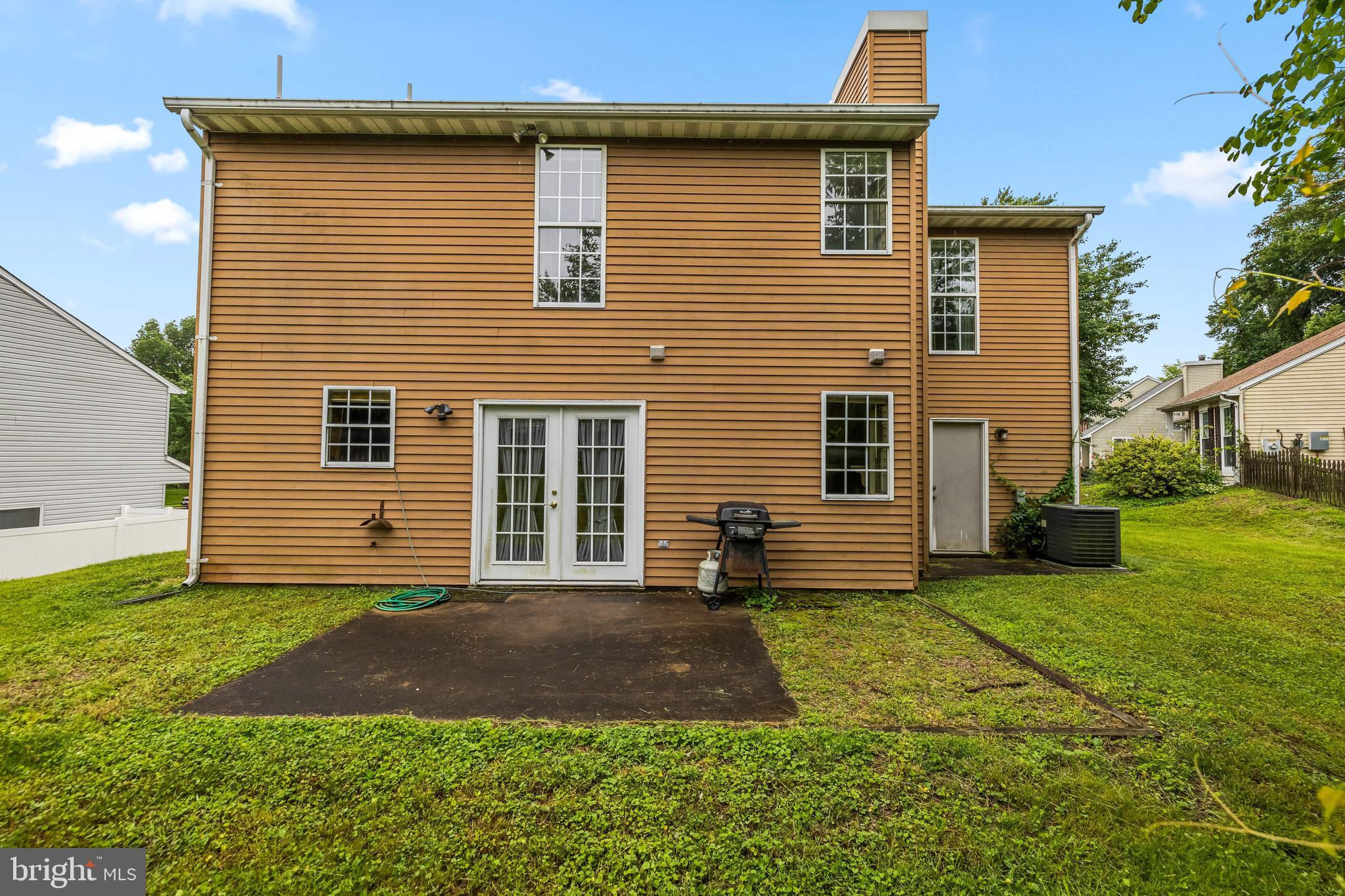 RIVERSIDE - Residential