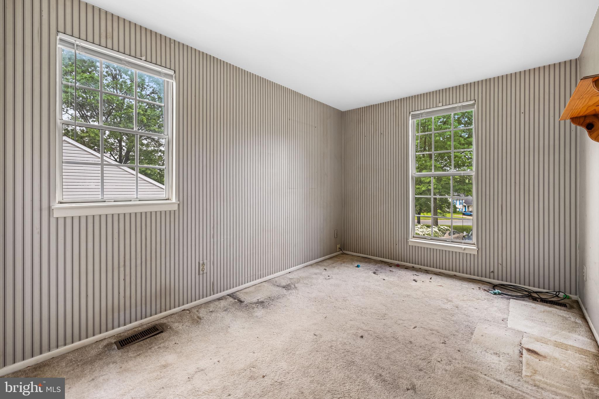 RIVERSIDE - Residential