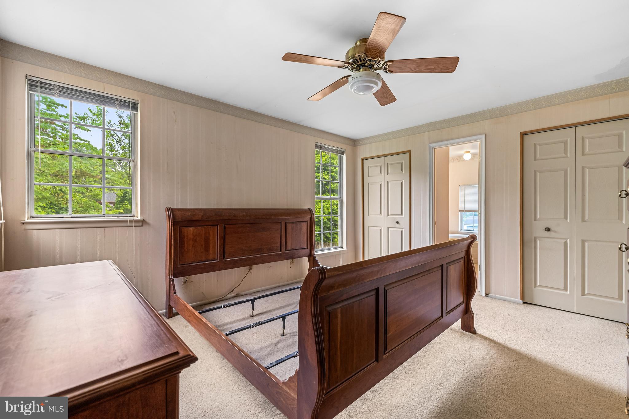 RIVERSIDE - Residential