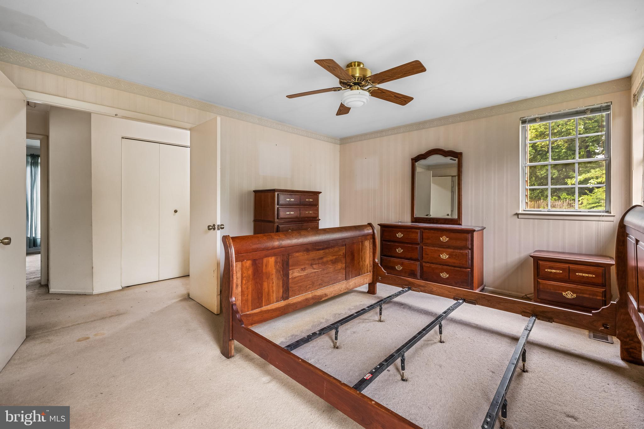 RIVERSIDE - Residential