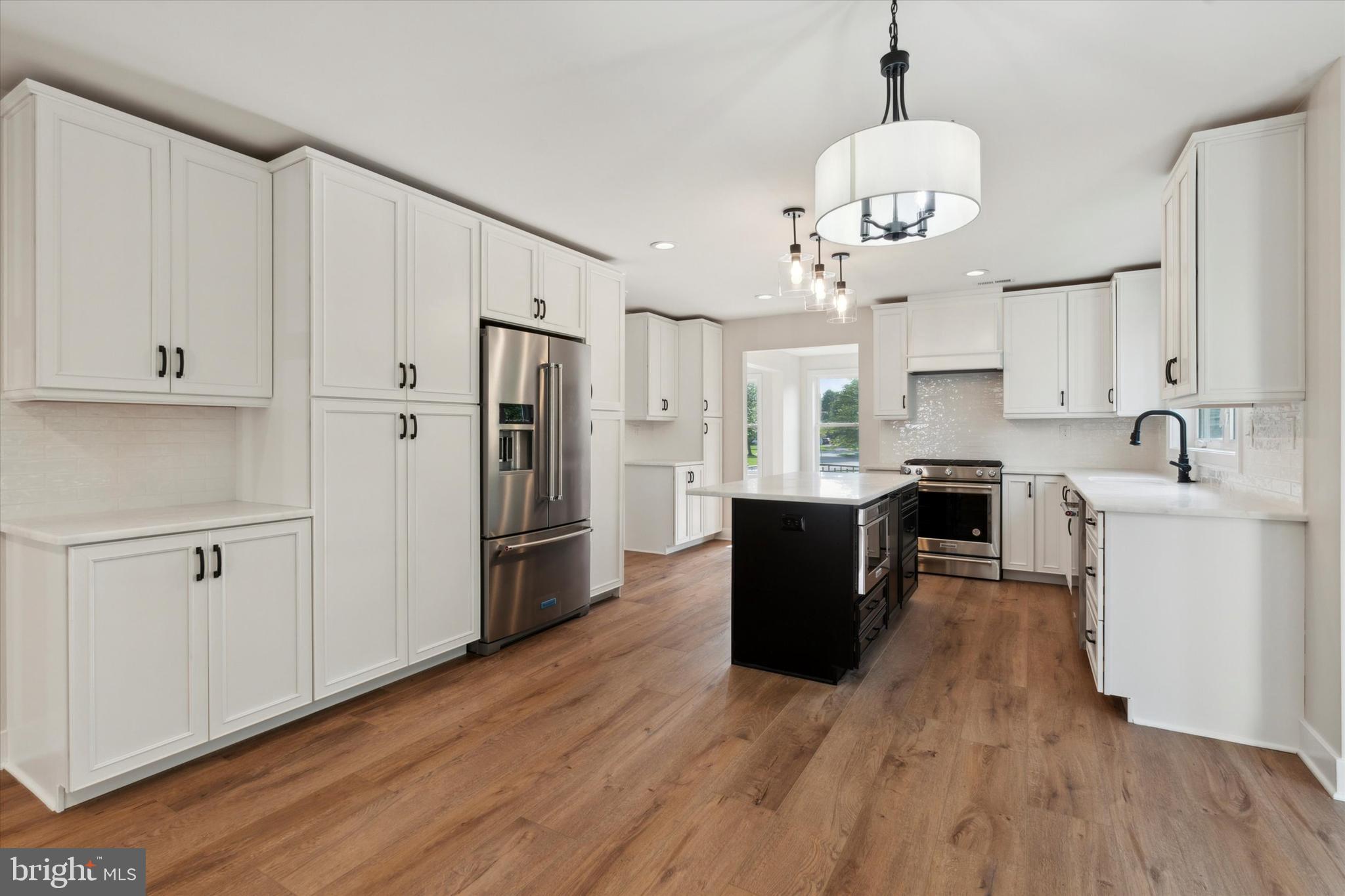 FAIRFIELD AT FARMV - Residential