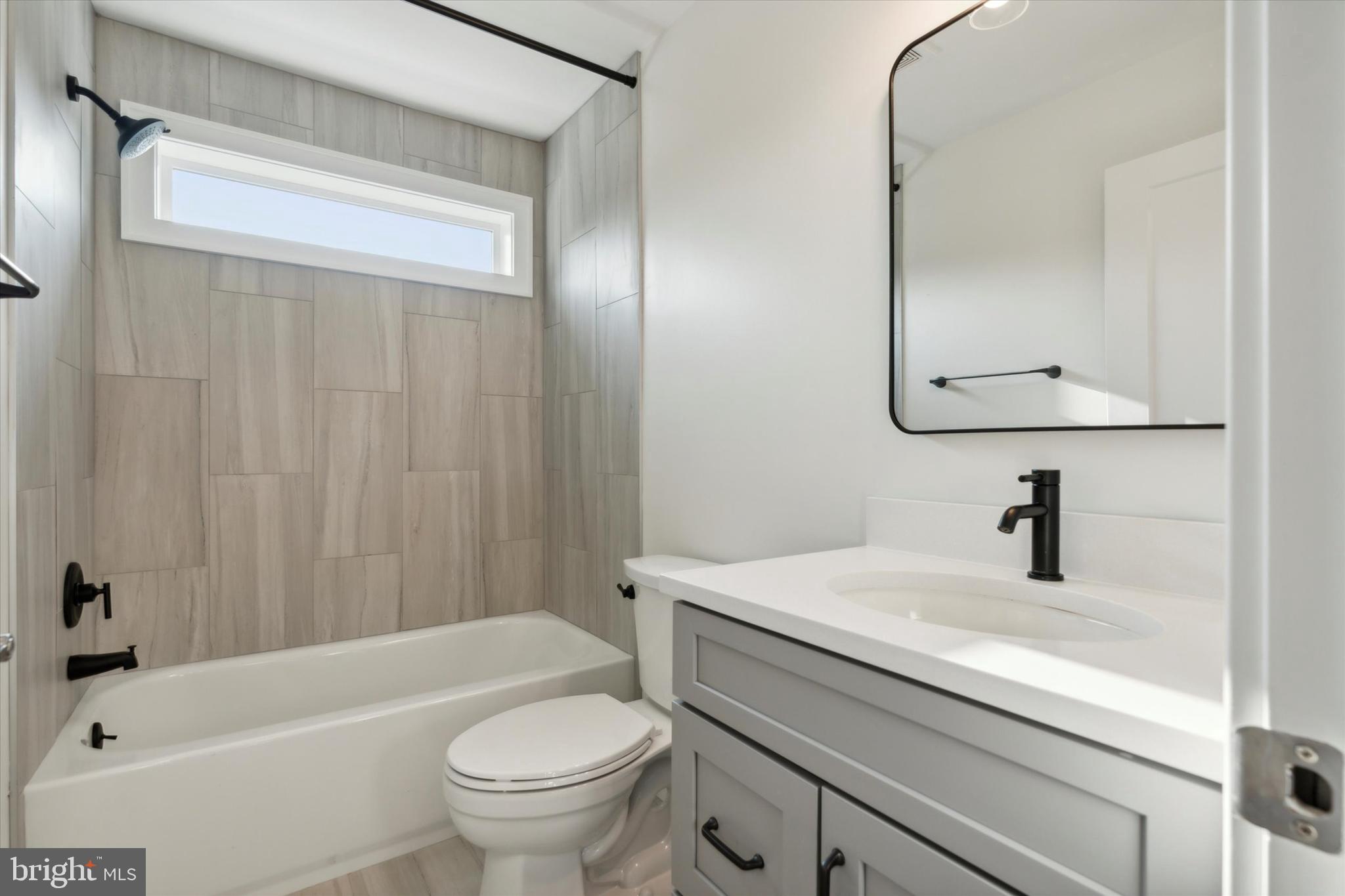 FAIRFIELD AT FARMV - Residential