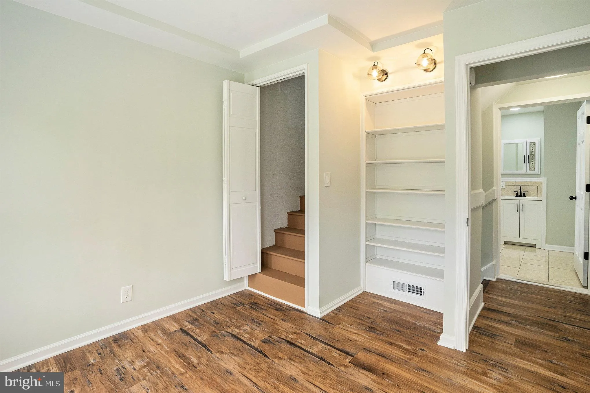 Pennsauken, New Jersey 08109, United States, 3 Bedrooms Bedrooms, ,1 BathroomBathrooms,Residential,Contingent,165195