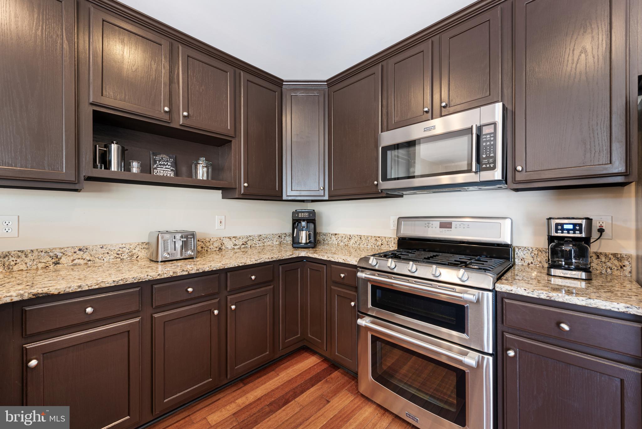 SOUTH RIDING - Residential