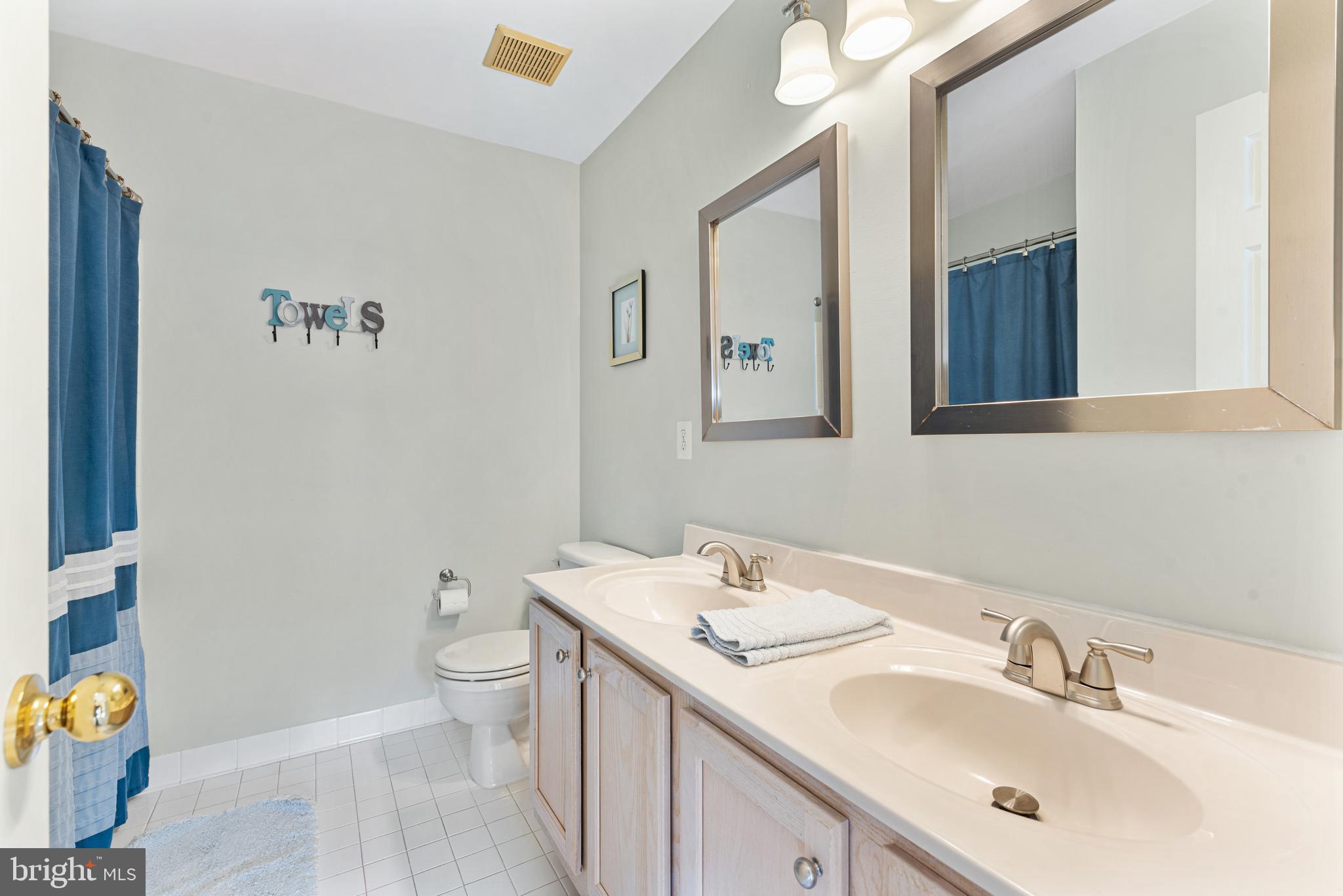 SOUTH RIDING - Residential