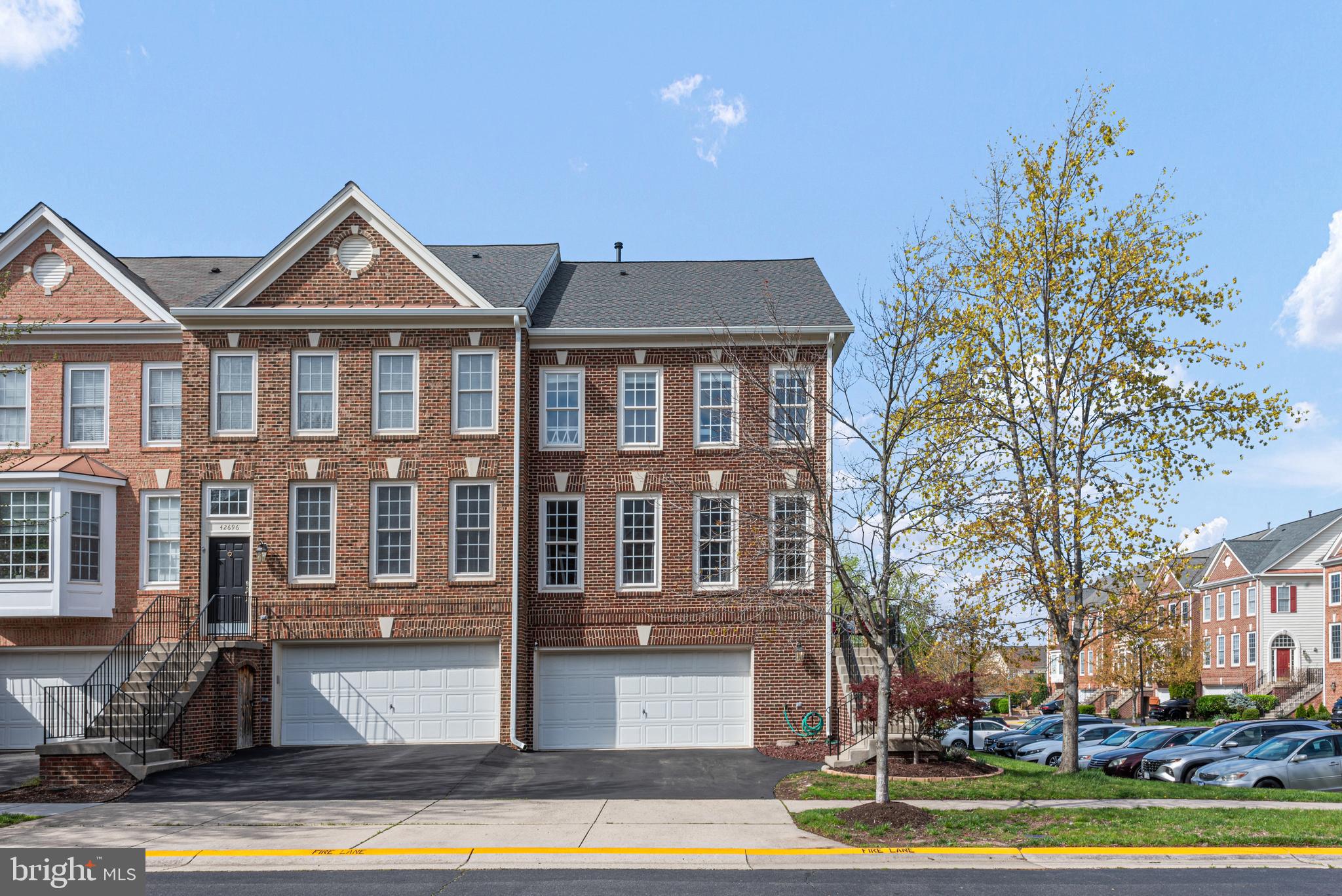 SOUTH RIDING - Residential