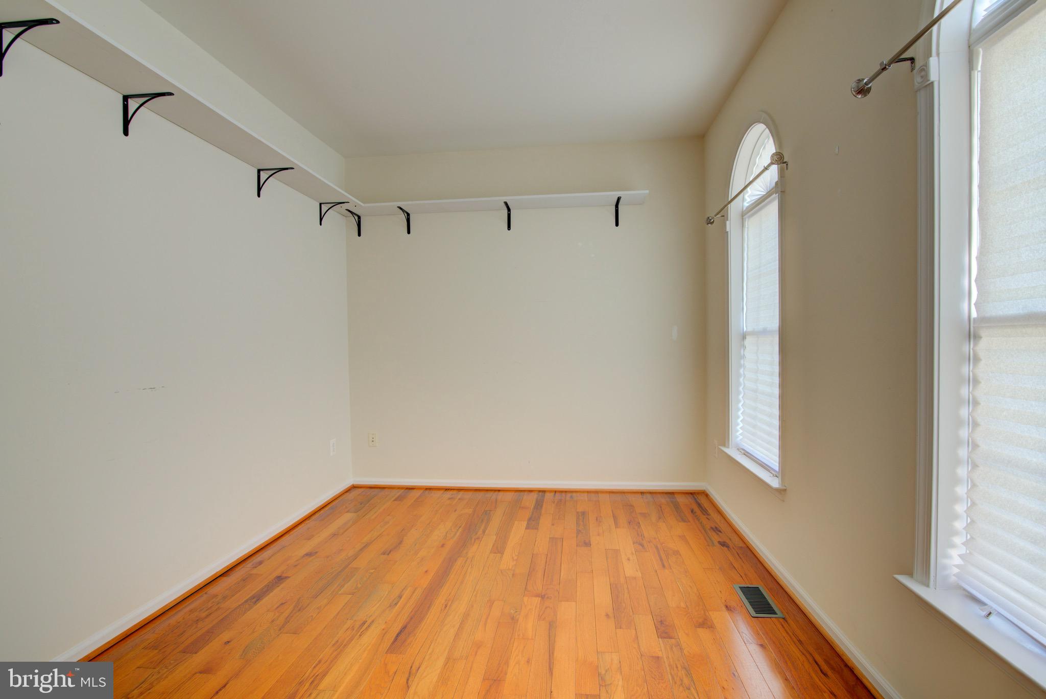 ELM FARM ESTATES - Residential